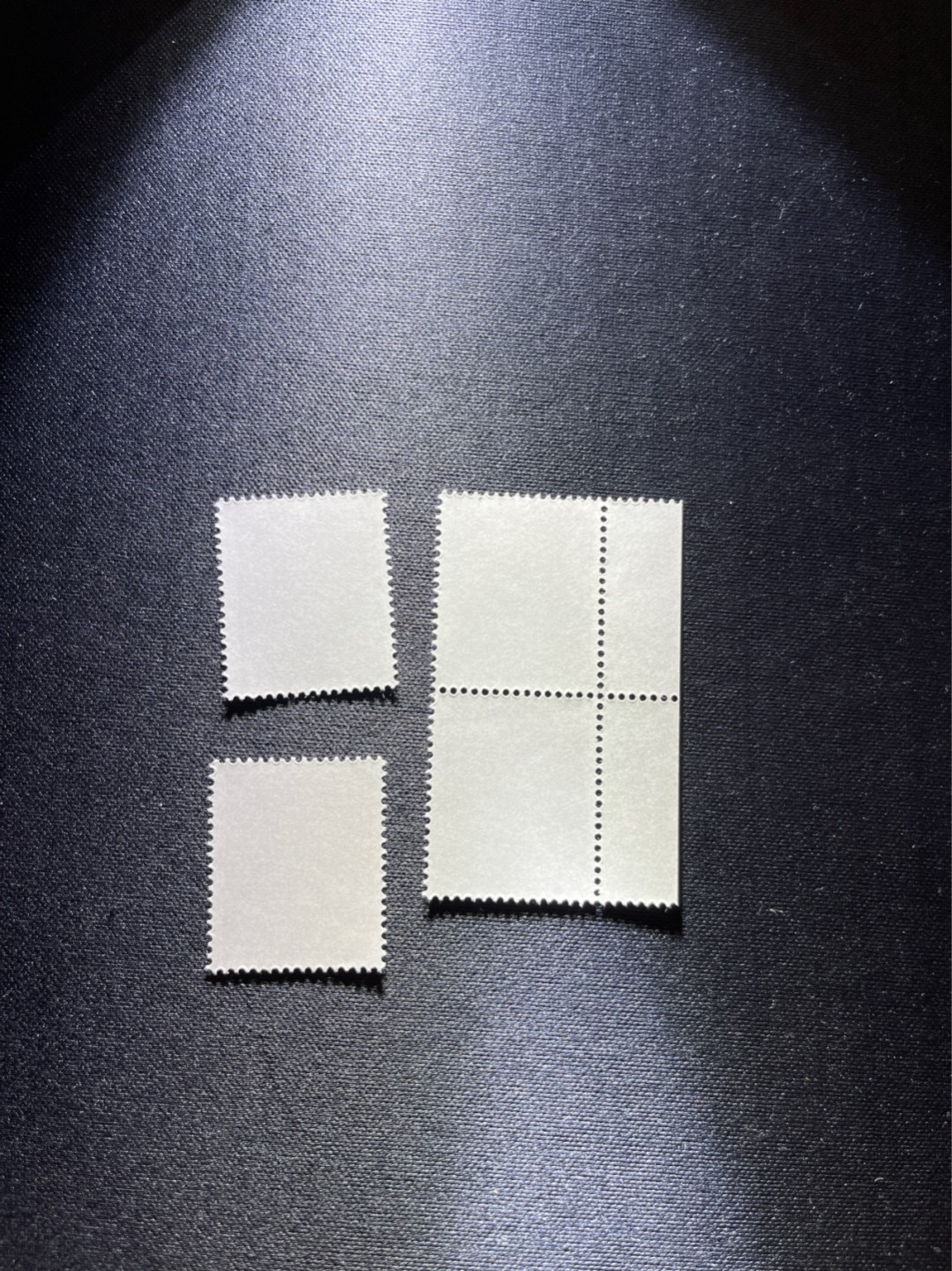 洪涛臻品 精选邮票限时拍卖第二十六期 红军邮  4枚一组 边纸  版撕全品  非常受欢迎的经典小票，全品可评级，注意捡漏
