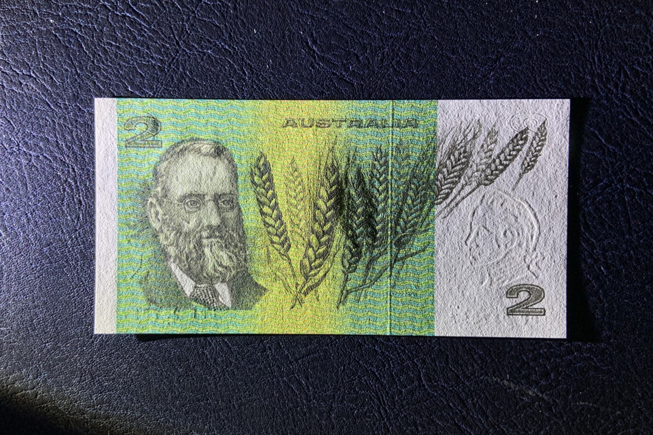 收藏联盟Quantum Auction 第191期拍卖(再次更新) 澳大利亚1985年2元 品相全新UNC 特定冠号LEP 包括原版纪念册