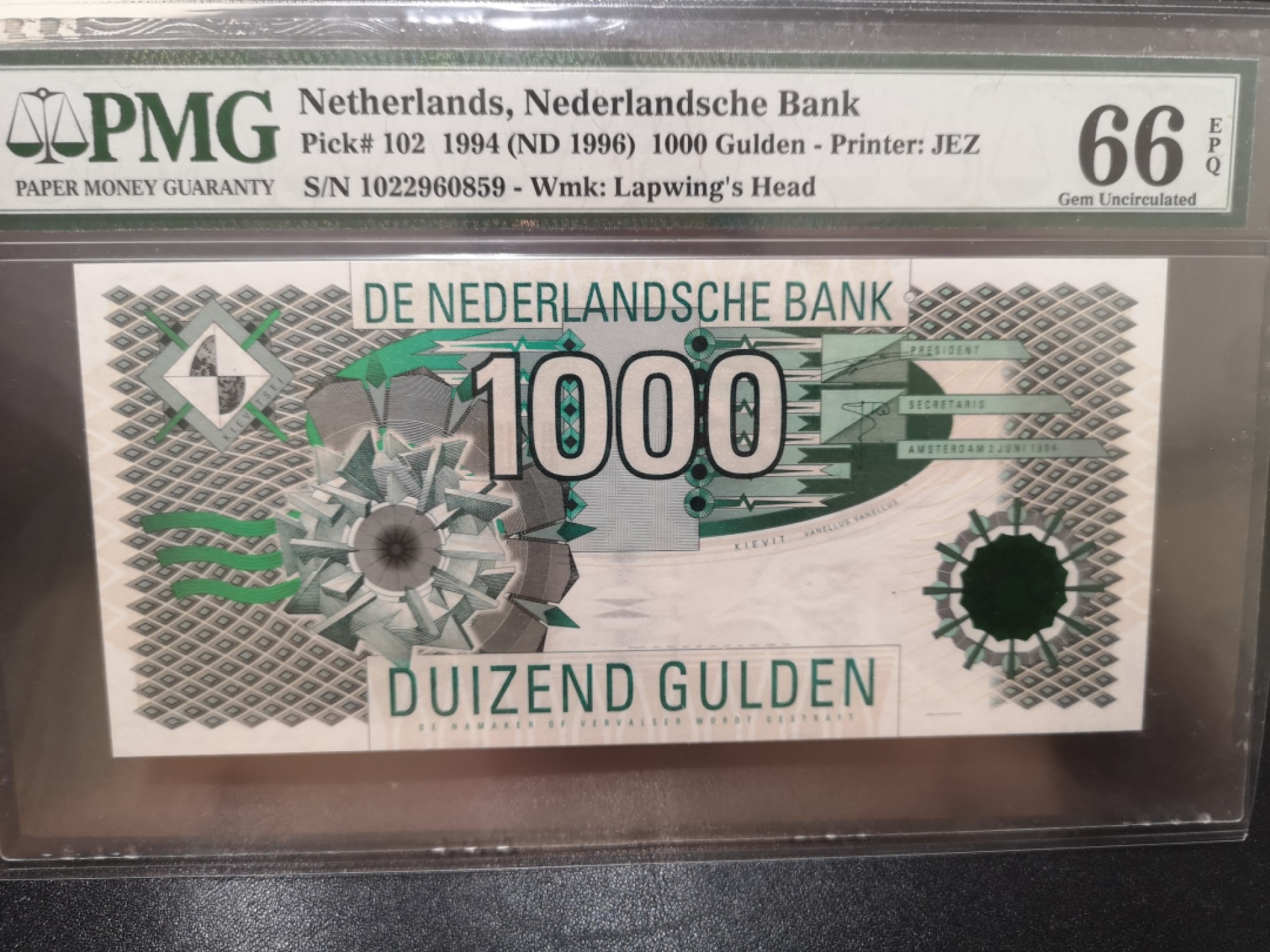 《外钞收藏家》第二百零二期 1994年荷兰齿轮版1000盾 PMG66 无347 老壳评级 四角尖尖 居中不错 重评可博高分