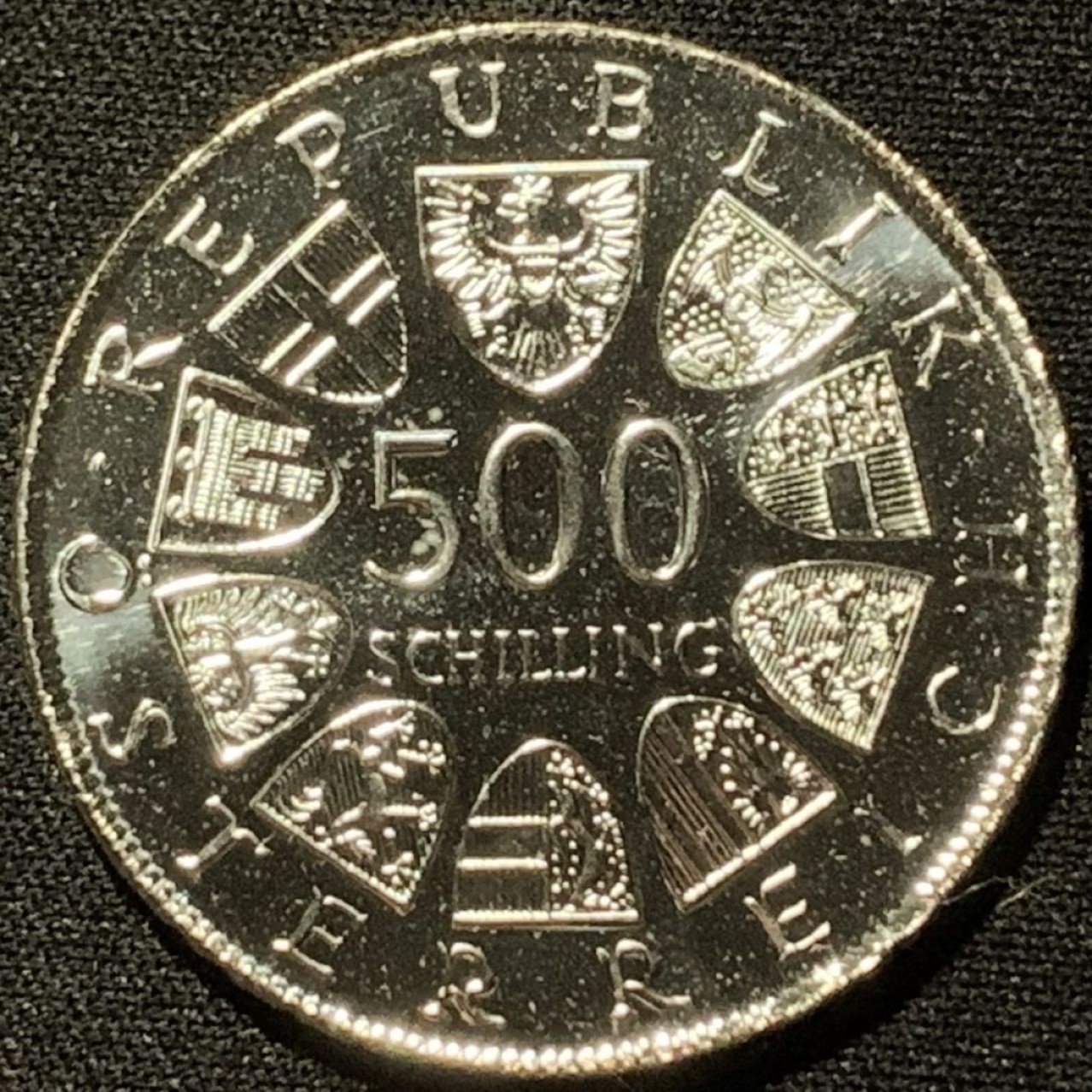 紫瑗钱币——第207期拍卖 奥地利 1980年 奥地利红十字会100周年 500先令 24克 0.64银 精制