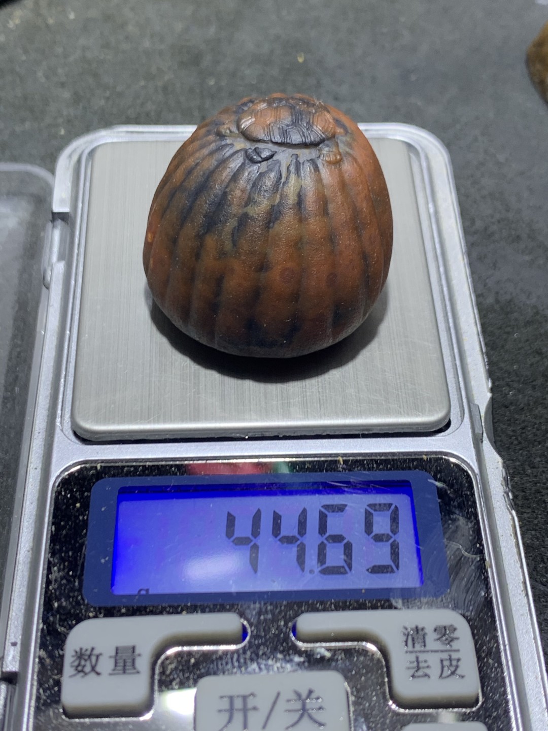 精美冰飘战国红玛瑙雕刻龟鱼亚光把件一个(寓意，长寿有余），