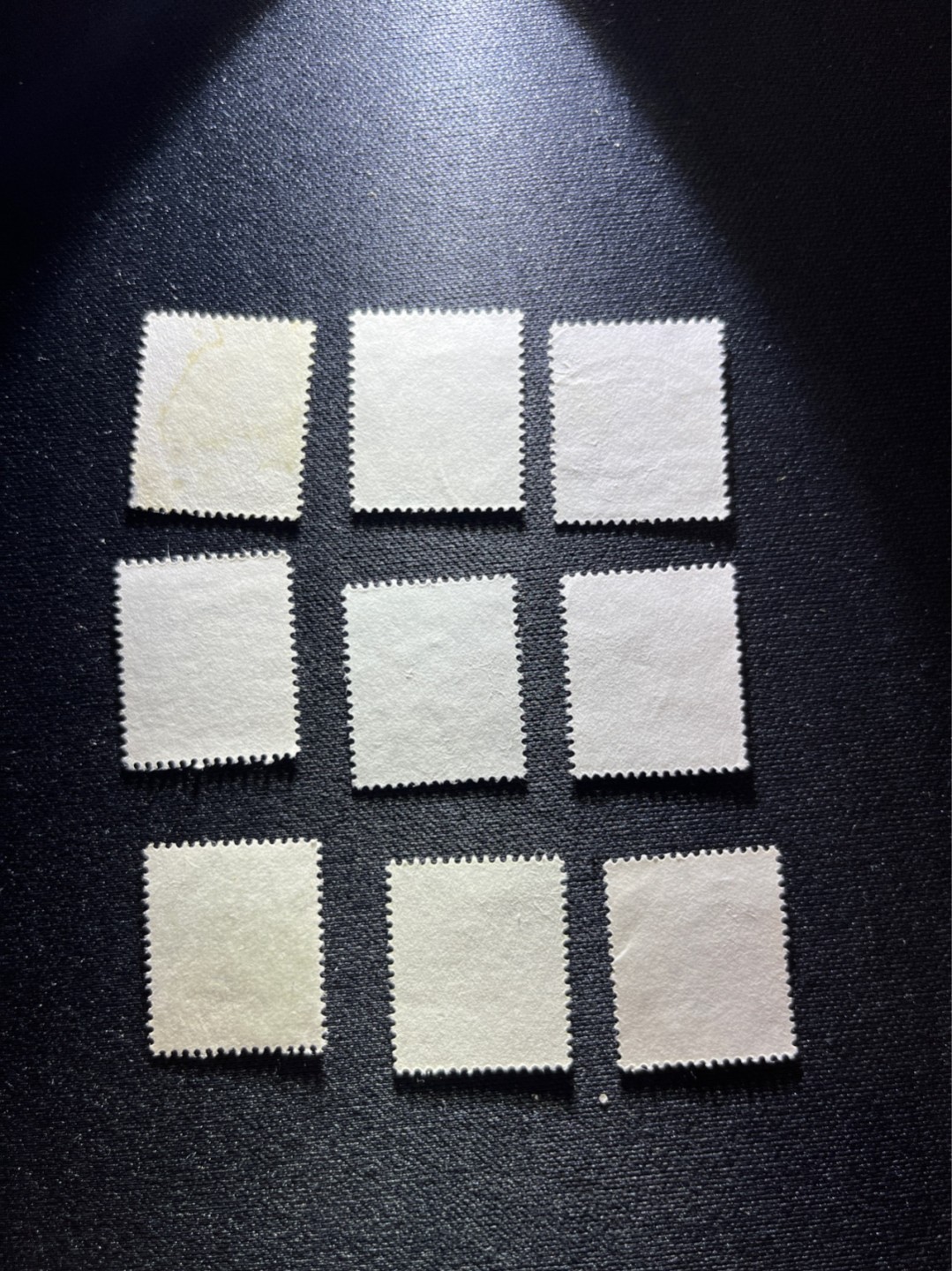 洪涛臻品 精选邮票限时拍卖第二十七期 经典热门品种 ✦伊丽莎白二世邮票✦ 非常受欢迎的邮票，品相自定，来之不易，数量有限，注意捡漏