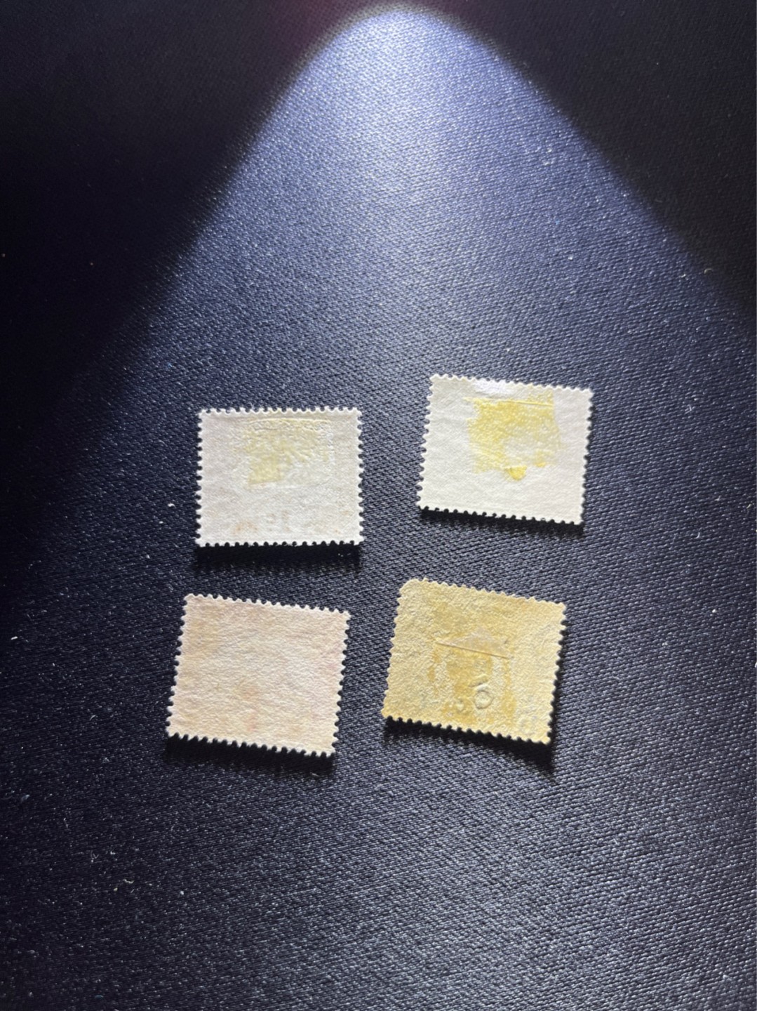 洪涛臻品 精选邮票限时拍卖第二十七期 香港邮票 品相自定，年代久远，新旧混，包老包真