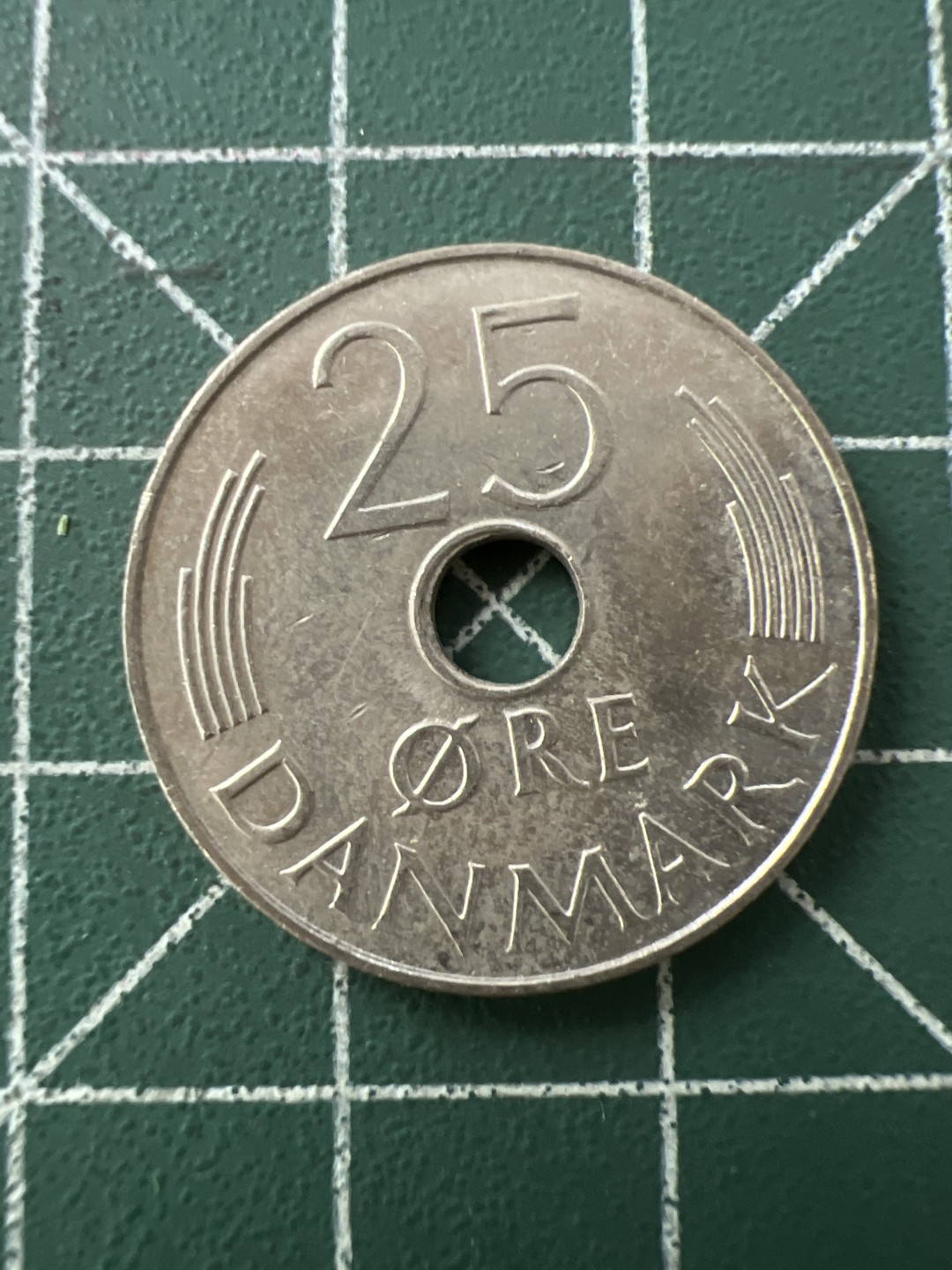 泡泡堂第八十九期  世界硬币纪念章邮票专场（无押金，无佣金，捡漏，全场20包邮，偏远地区除外） 丹麦25分