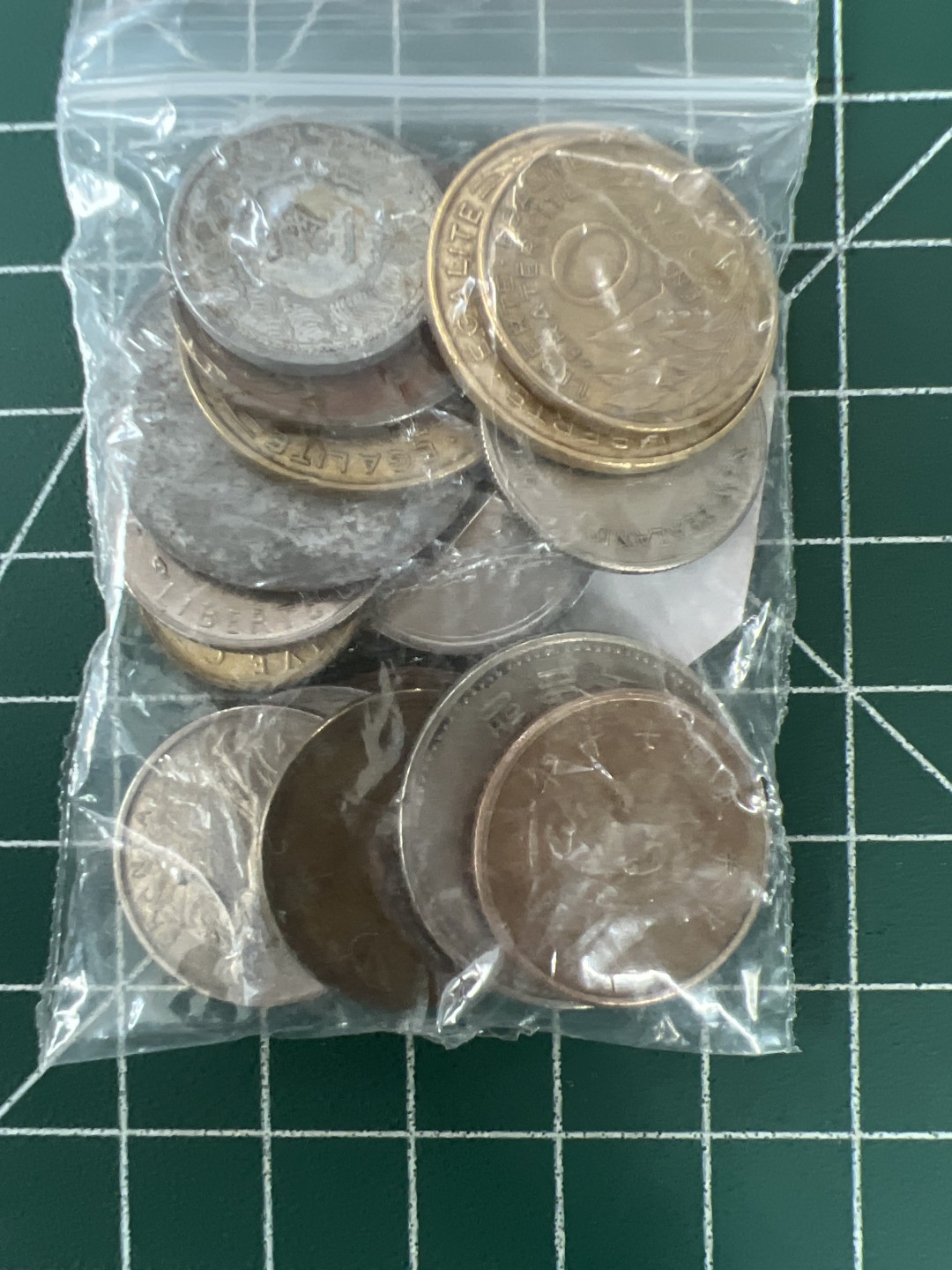 泡泡堂第八十七期  世界硬币纪念章邮票专场（无押金，无佣金，捡漏，全场20包邮，偏远地区除外） 外币一组七