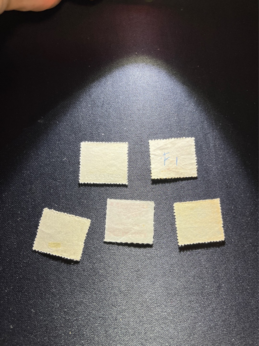 洪涛臻品 精选邮票限时拍卖第二十九期 民国早期雕刻版印花税票5枚新。后期加盖为繁多金圆及昂贵银元邮票的基础底票。