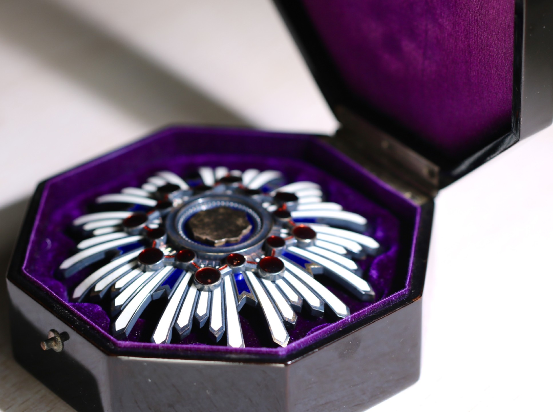 大猫徽章拍卖第202期  勋二等瑞宝章 原盒好品