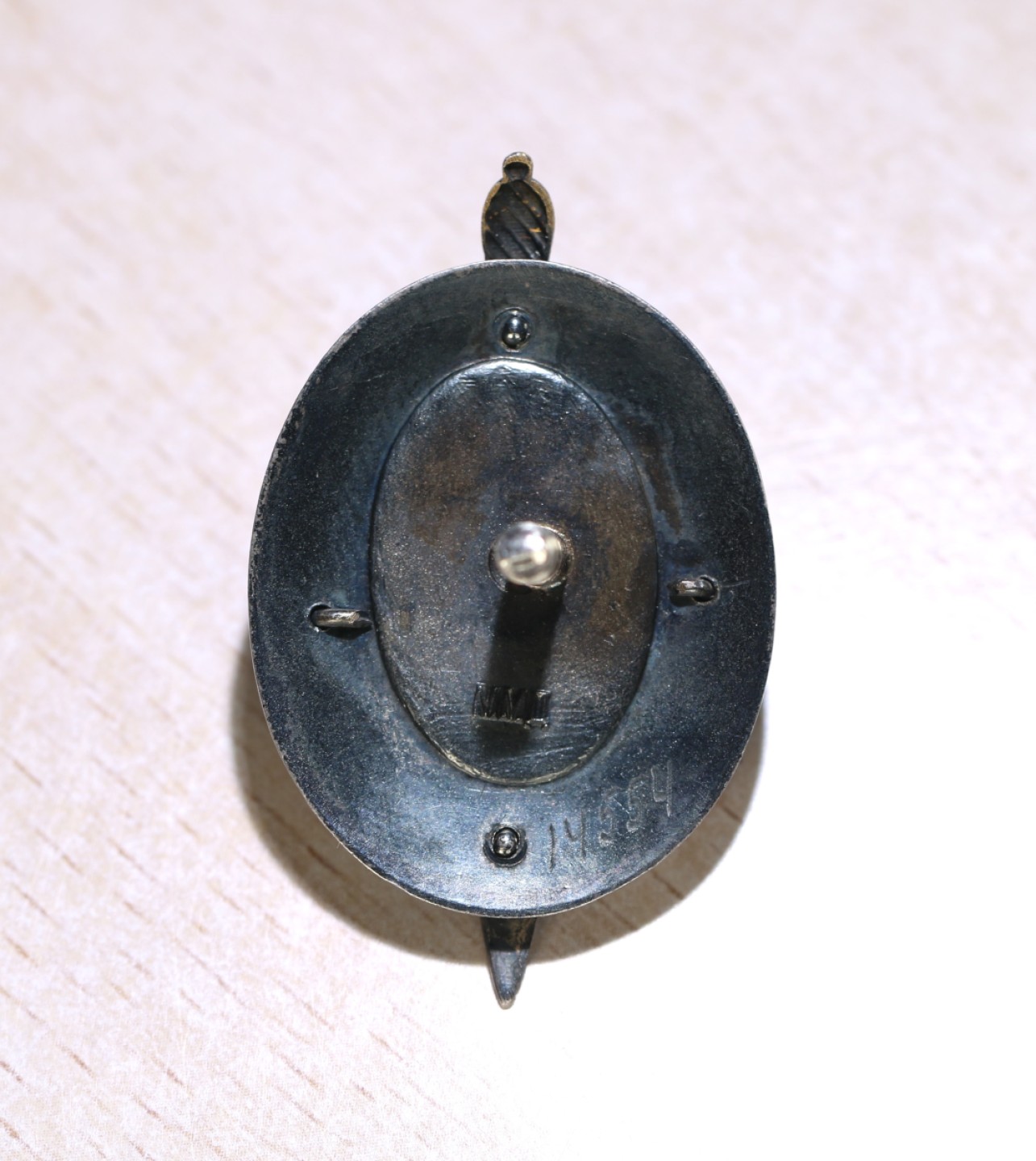 大猫徽章拍卖第202期  苏联 内务部荣誉工作者证章 银质好品