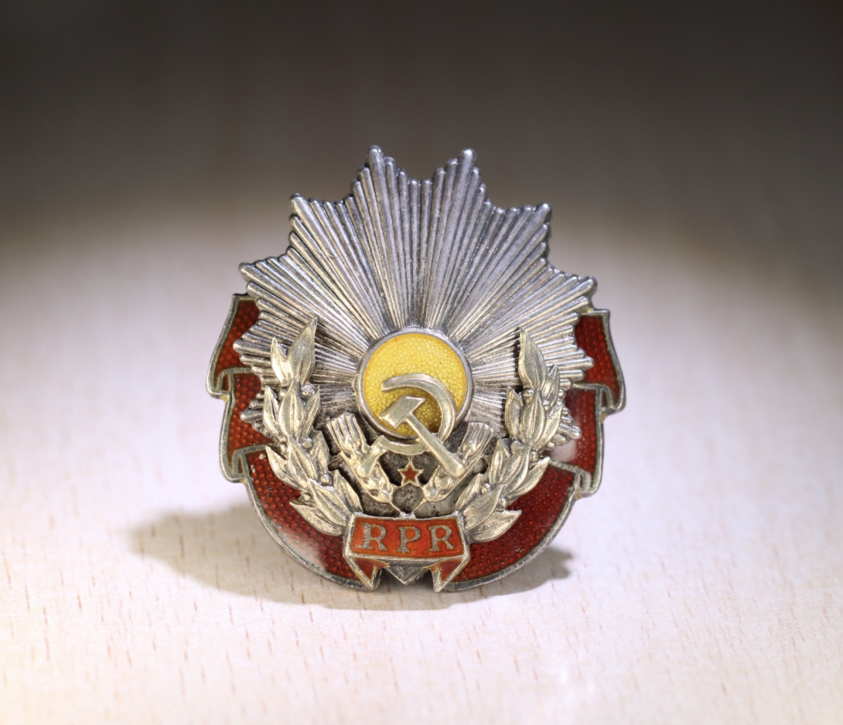 大猫徽章拍卖第202期  罗马尼亚人民共和国版二级劳动勋章 