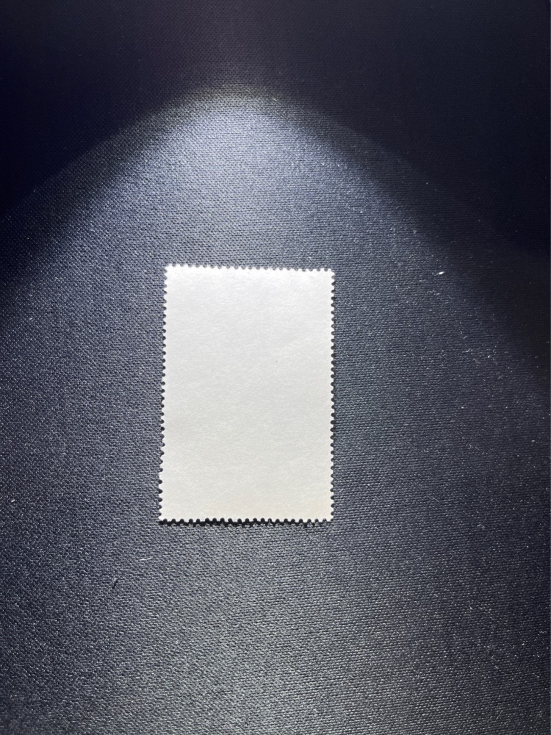 洪涛臻品 精选邮票限时拍卖第二十九期 文2军帽信销1枚，信销里品相非常不错的票，喜欢不要错过