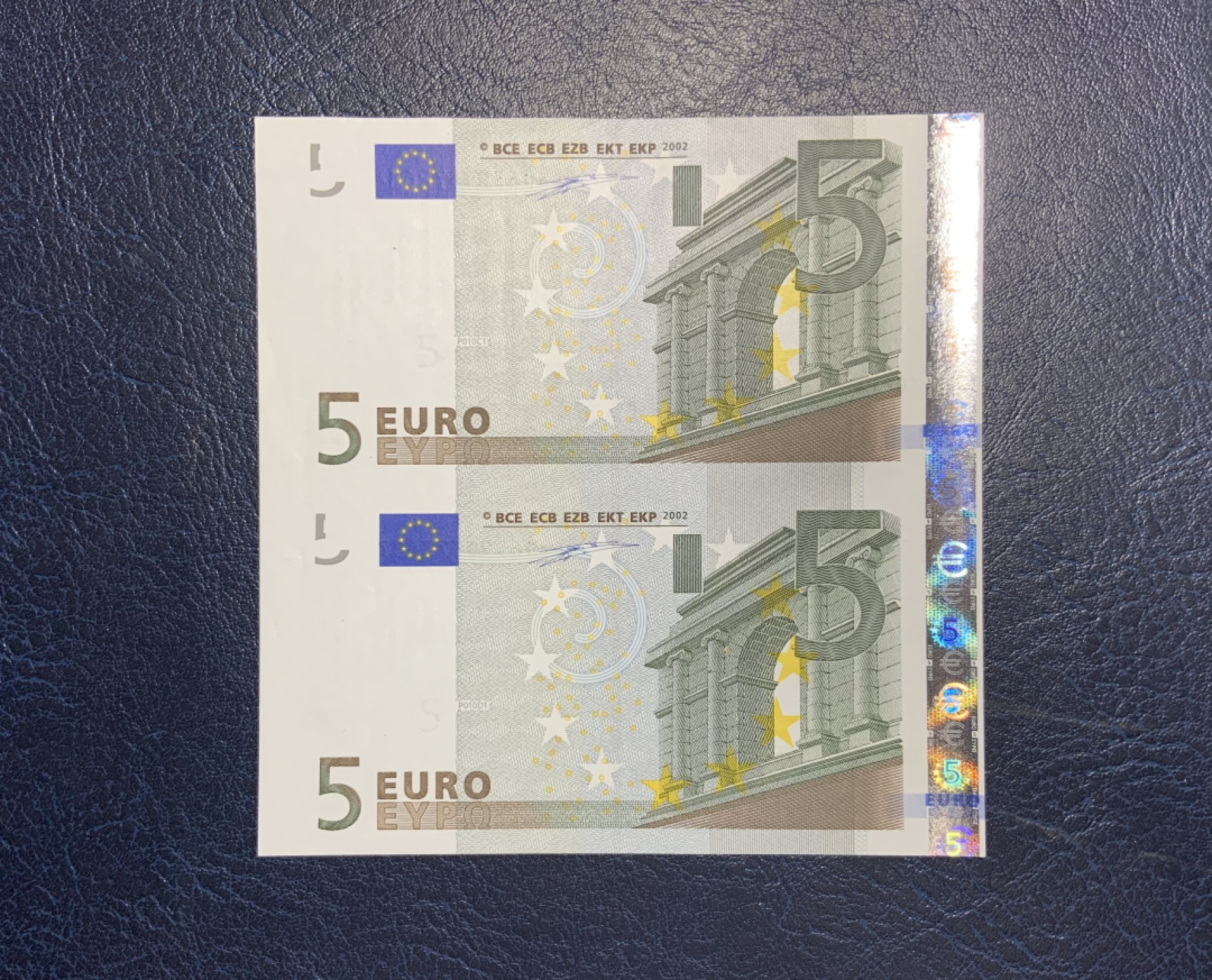 收藏联盟Quantum Auction 第192期拍卖(再次更新) 欧盟德国区2002年5欧元两连体 品相UNC-  稀少第一签 尾88