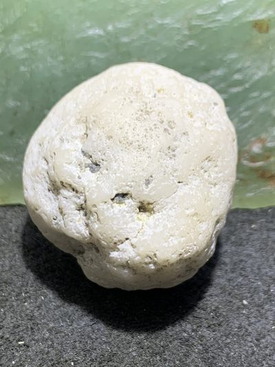 精美天然新疆哈密高玉化蛋白玉原石一块， - 精美天然新疆哈密高玉化蛋白玉原石一块，