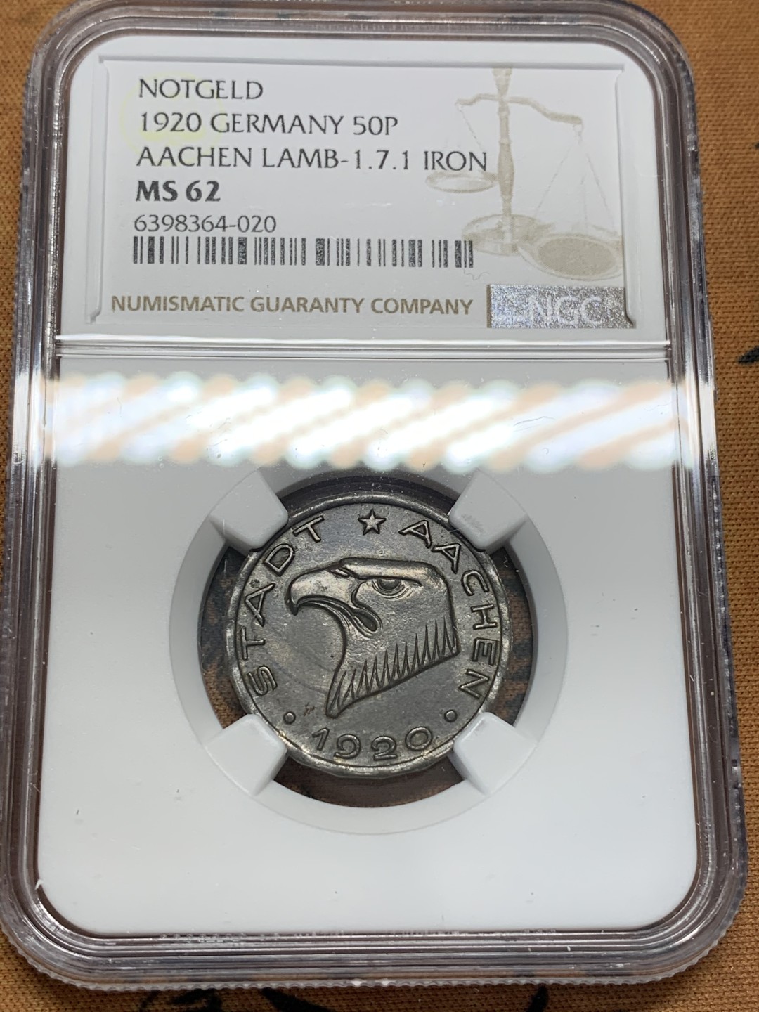 《竞宝斋》第95场-本周日，周一，周四，3场连拍（全场不限金额包邮） NGC-MS62 德国德紧亚琛1920年鹰头50芬尼铁币 经典设计名誉品 状态一流 入骨黑包浆 亚琛是德意志前身查理曼帝国的首都