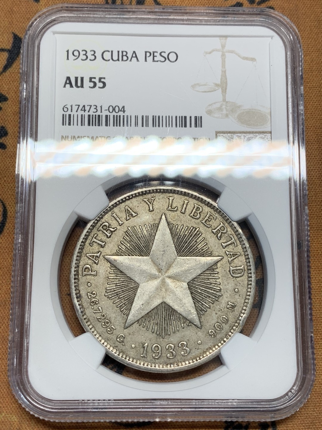 《竞宝斋》第95场-本周日，周一，周四，3场连拍（全场不限金额包邮） NGC-AU55 古巴1933年 大五星1比索银币 好品带底光 味道也不错 暴涨品种