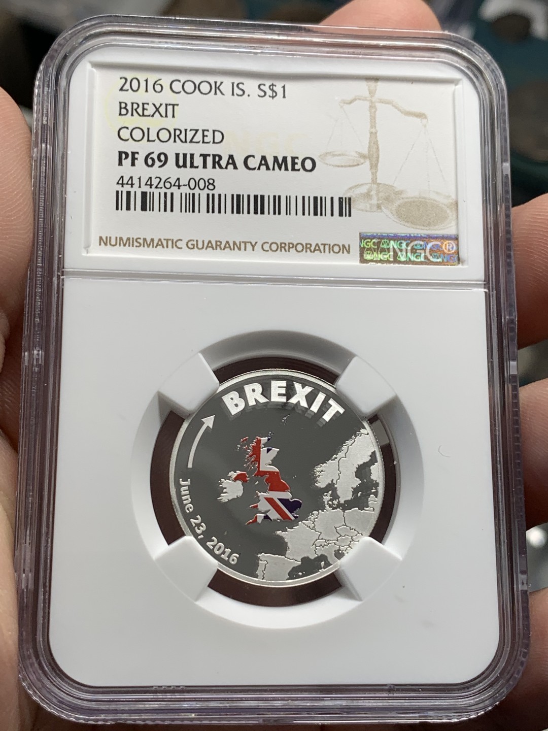 《竞宝斋》第95场-本周日，周一，周四，3场连拍（全场不限金额包邮） NGC-PF69UC 2016年库克群岛$1英国脱欧纪念彩色精制银币（发行量仅2016枚）