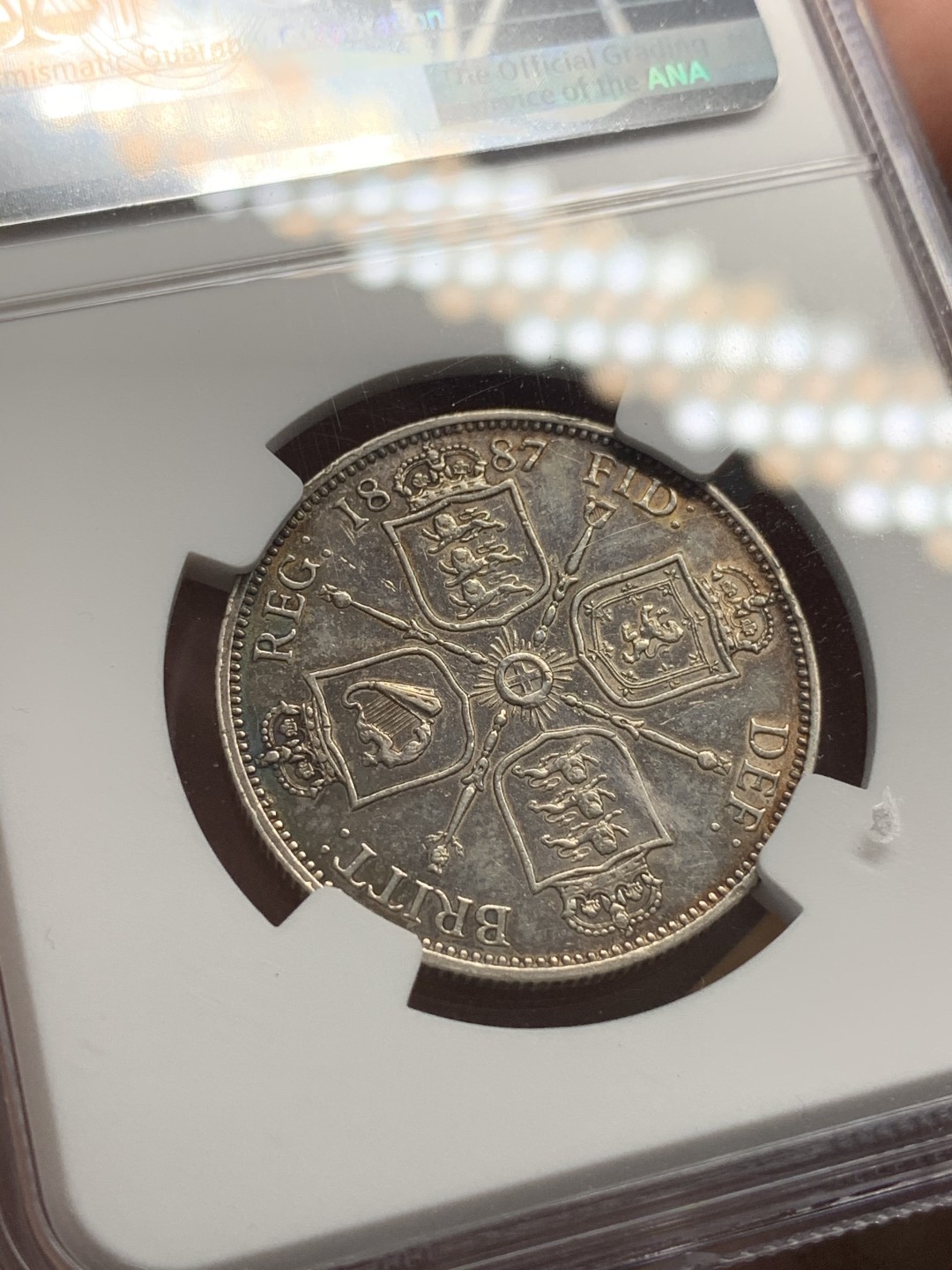 《竞宝斋》第95场-本周日，周一，周四，3场连拍（全场不限金额包邮） NGC-AUD 英国维多利亚 1887年2先令 银币  细节如图