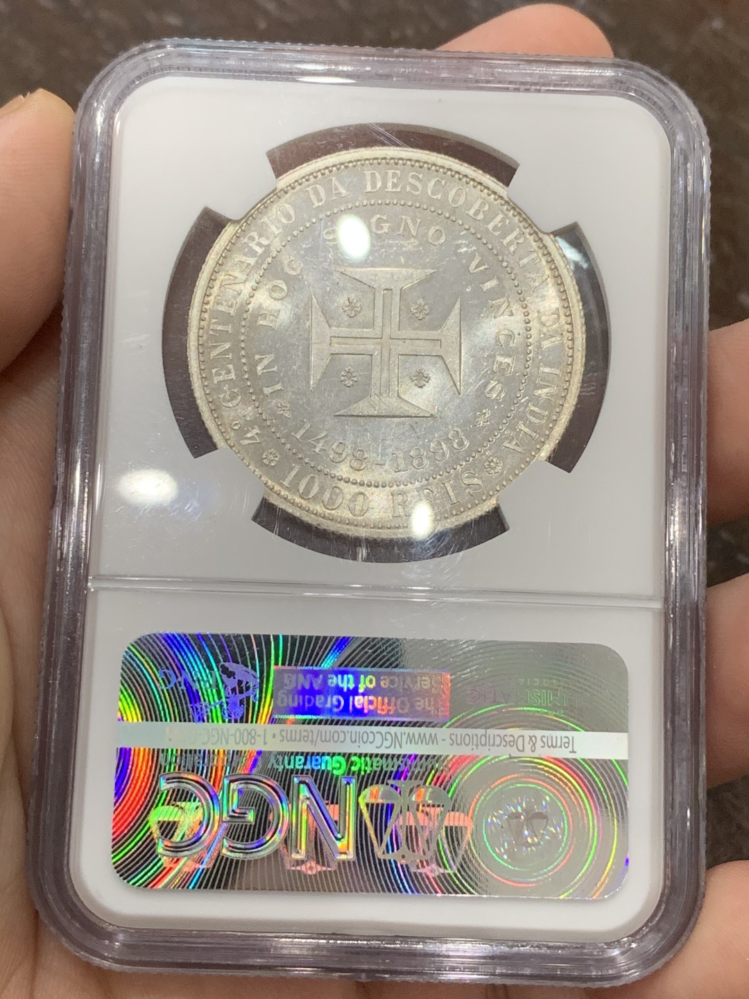 《竞宝斋》第95场-本周日，周一，周四，3场连拍（全场不限金额包邮） NGC-MS63+ 葡萄牙1898年 发现印度纪念 双人头 1000R大银币 曝光好品