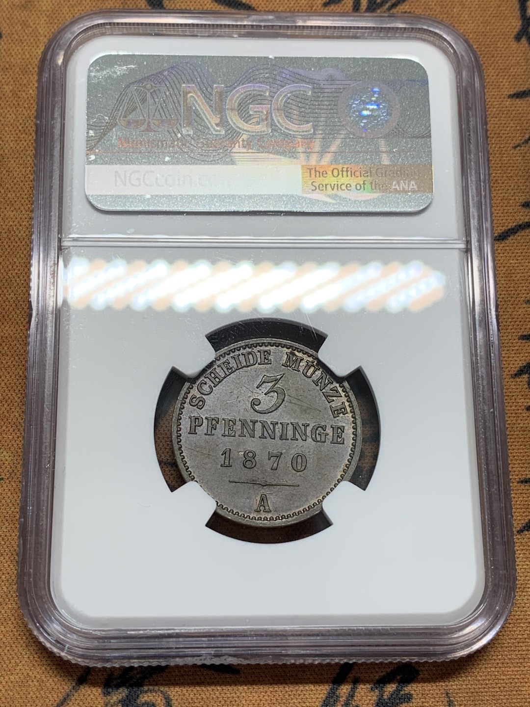 《竞宝斋》第95场-本周日，周一，周四，3场连拍（全场不限金额包邮） NGC-UNCD 普鲁士1870A3芬尼铜币 打制锐利 包浆醇厚只有几道非常微小的划痕 NGC严评了