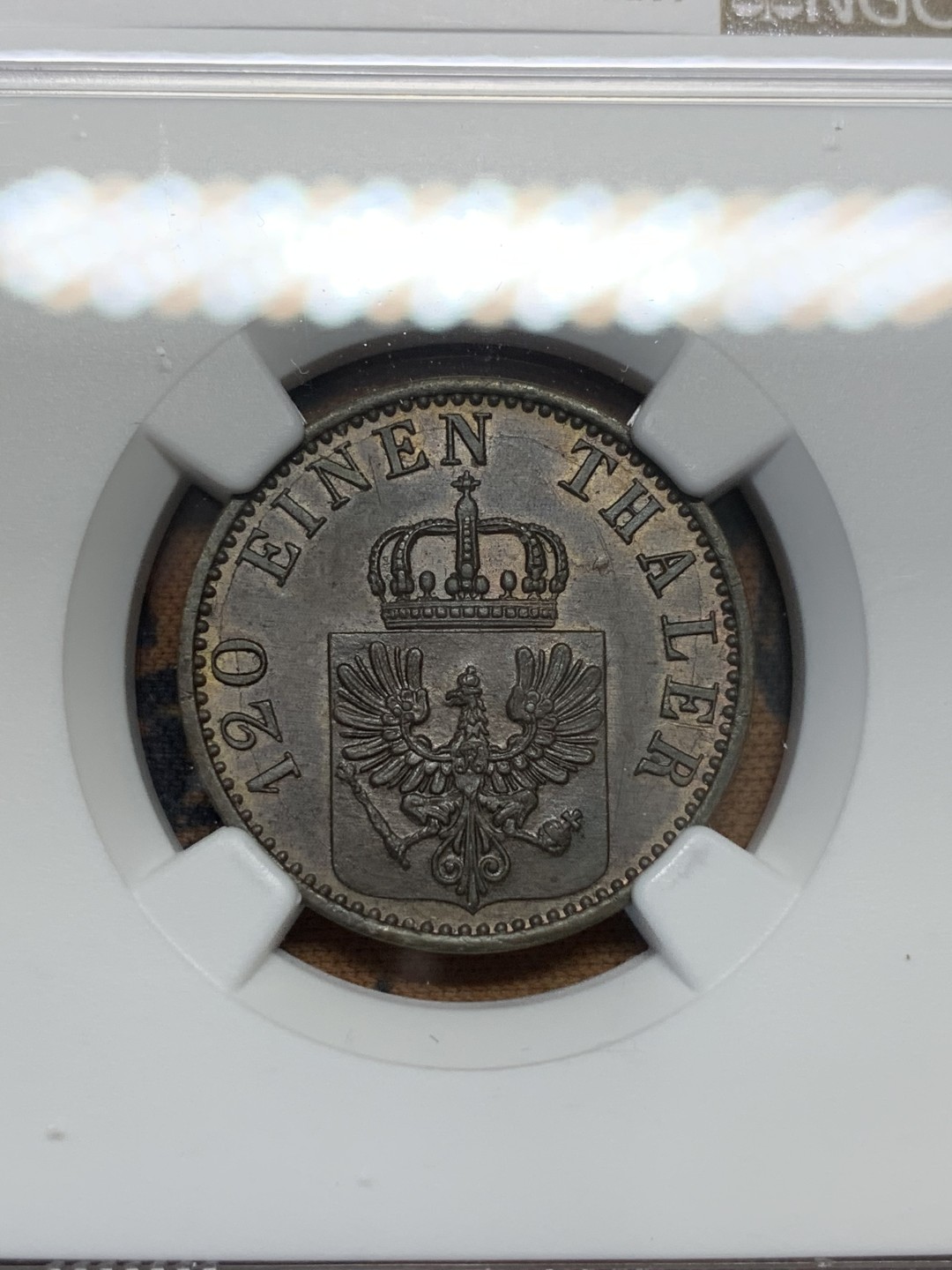 《竞宝斋》第95场-本周日，周一，周四，3场连拍（全场不限金额包邮） NGC-UNCD 普鲁士1870A3芬尼铜币 打制锐利 包浆醇厚只有几道非常微小的划痕 NGC严评了