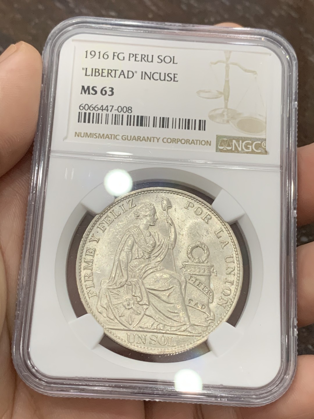 《竞宝斋》第95场-本周日，周一，周四，3场连拍（全场不限金额包邮） NGC MS63 原光秘鲁1916年坐人女神一索尔银币 高银版最后一年