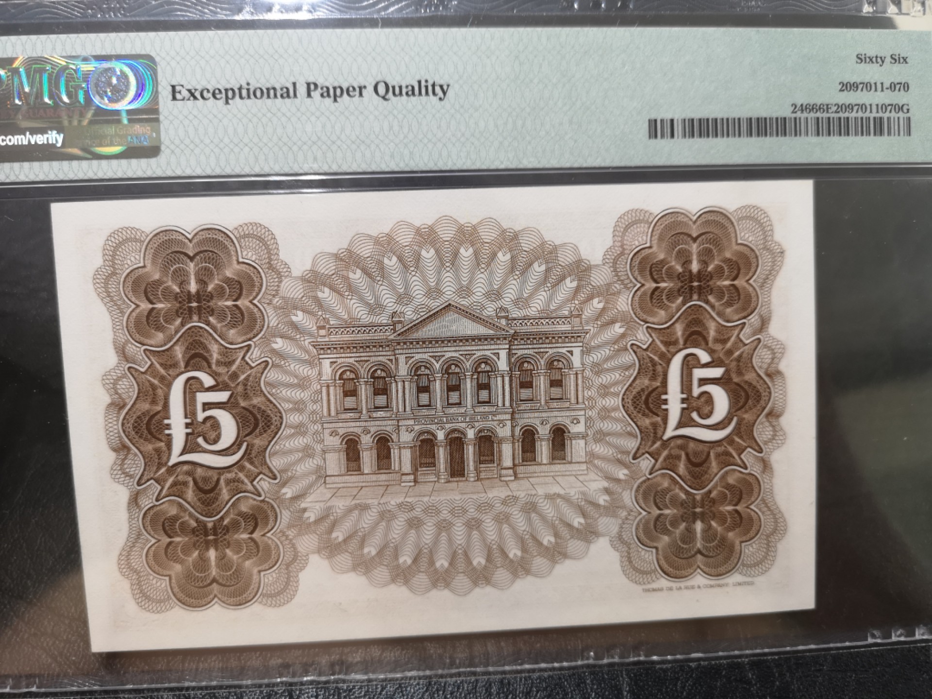 《外钞收藏家》第二百零三期 1972年北爱尔兰老版5镑 PMG66