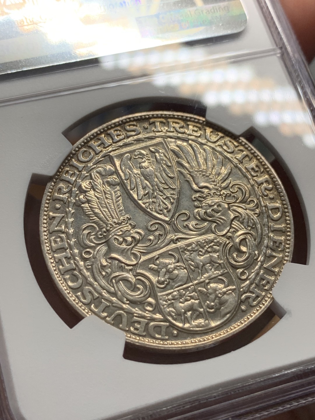 《竞宝斋》第95场-本周日，周一，周四，3场连拍（全场不限金额包邮） NGC MS61 德国 卡尔哥茨 设计 1927年 兴登堡80大寿纪念五马克币章