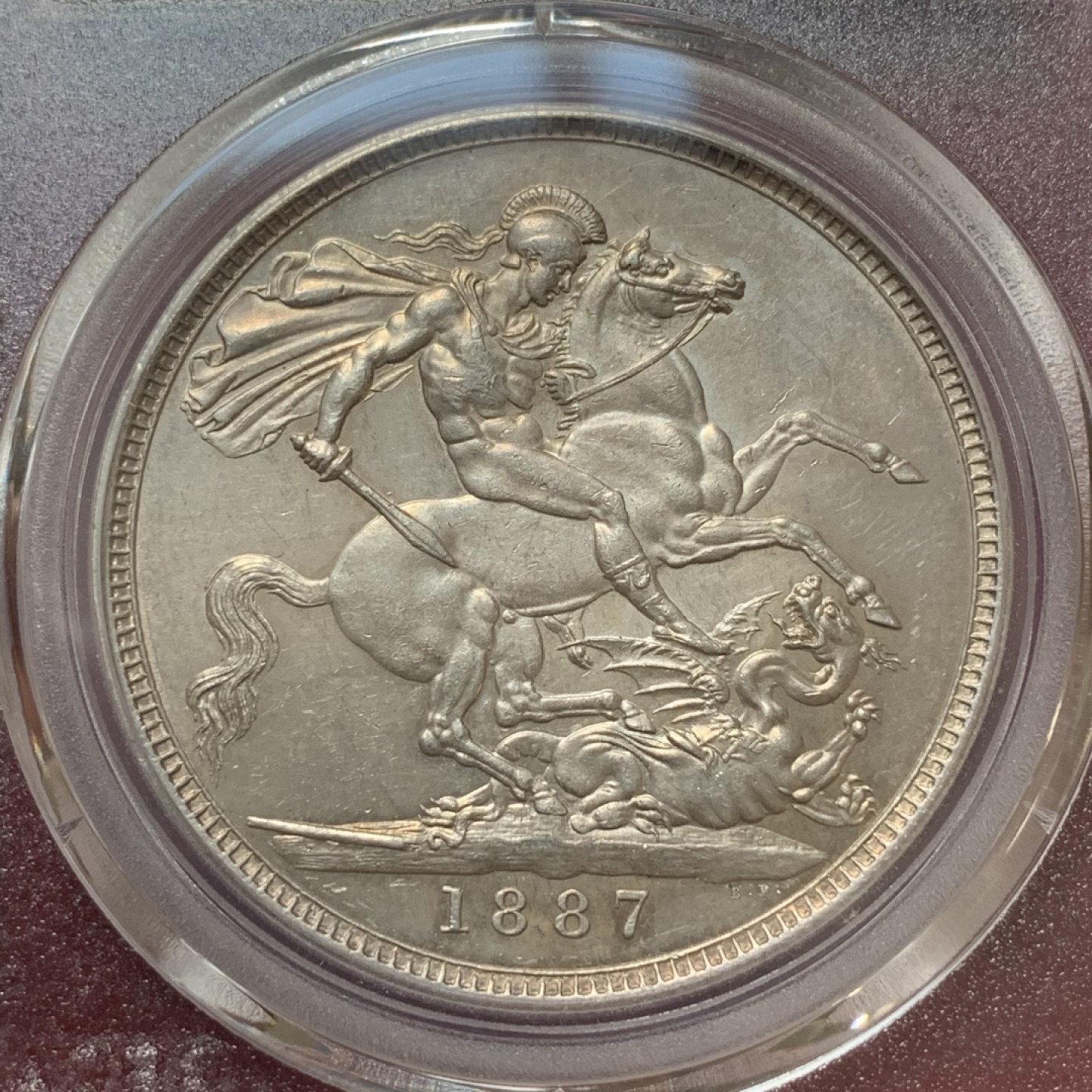 《竞宝斋》第95场-本周日，周一，周四，3场连拍（全场不限金额包邮） 公博评级 英国1887年高冠一套7枚 虽然是公博 整体状态都不错 个别符合MS气质  现代机制币的经典之作，一次收齐