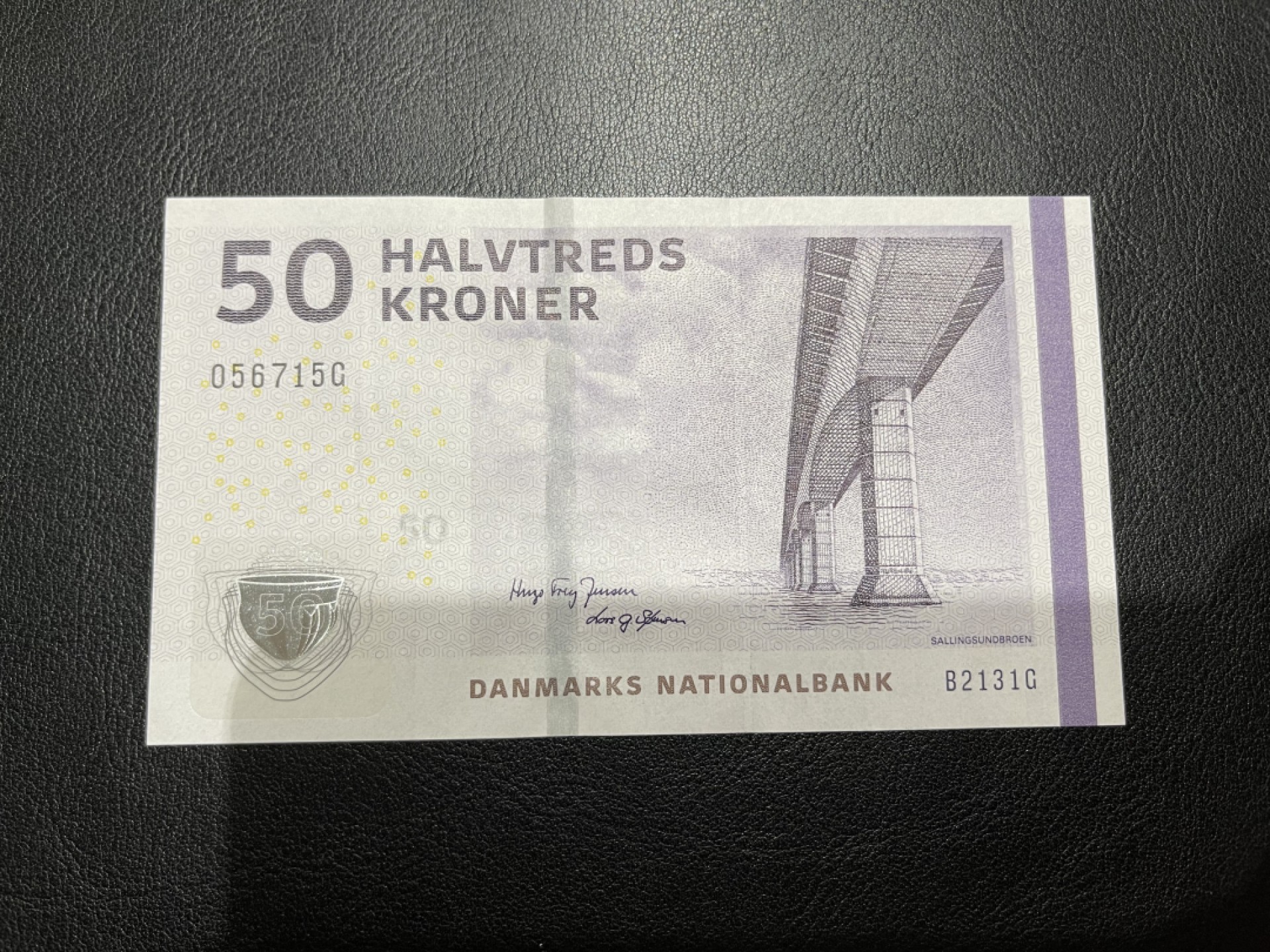 《外钞收藏家》第二百零三期 2009年丹麦桥版50克朗 全新UNC