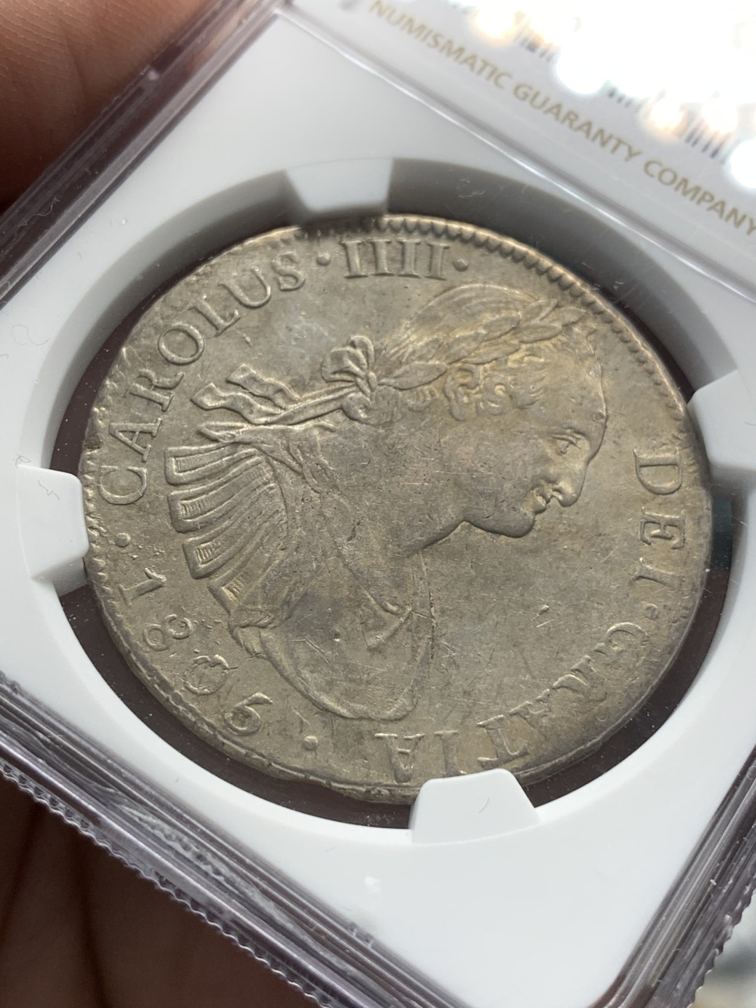 《竞宝斋》第95场-本周日，周一，周四，3场连拍（全场不限金额包邮） NGC AU 墨西哥 1805年 卡四 8里亚尔 双柱大银币 双面深打 带包浆