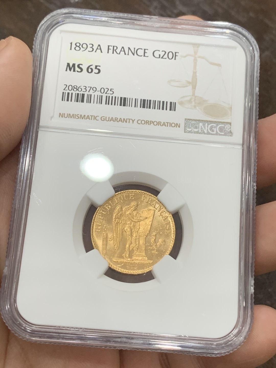 《竞宝斋》第95场-本周日，周一，周四，3场连拍（全场不限金额包邮） NGC-MS65,法国20法郎 天使金币，1893年稀少年份，车轮光高分好品相。