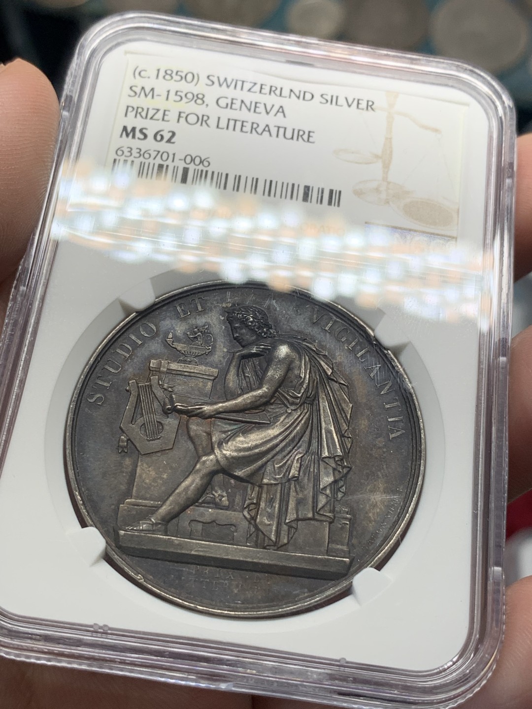 《竞宝斋》第95场-本周日，周一，周四，3场连拍（全场不限金额包邮） NGC-MS62 瑞士1850音乐学院银章 深彩包浆 刻画细腻