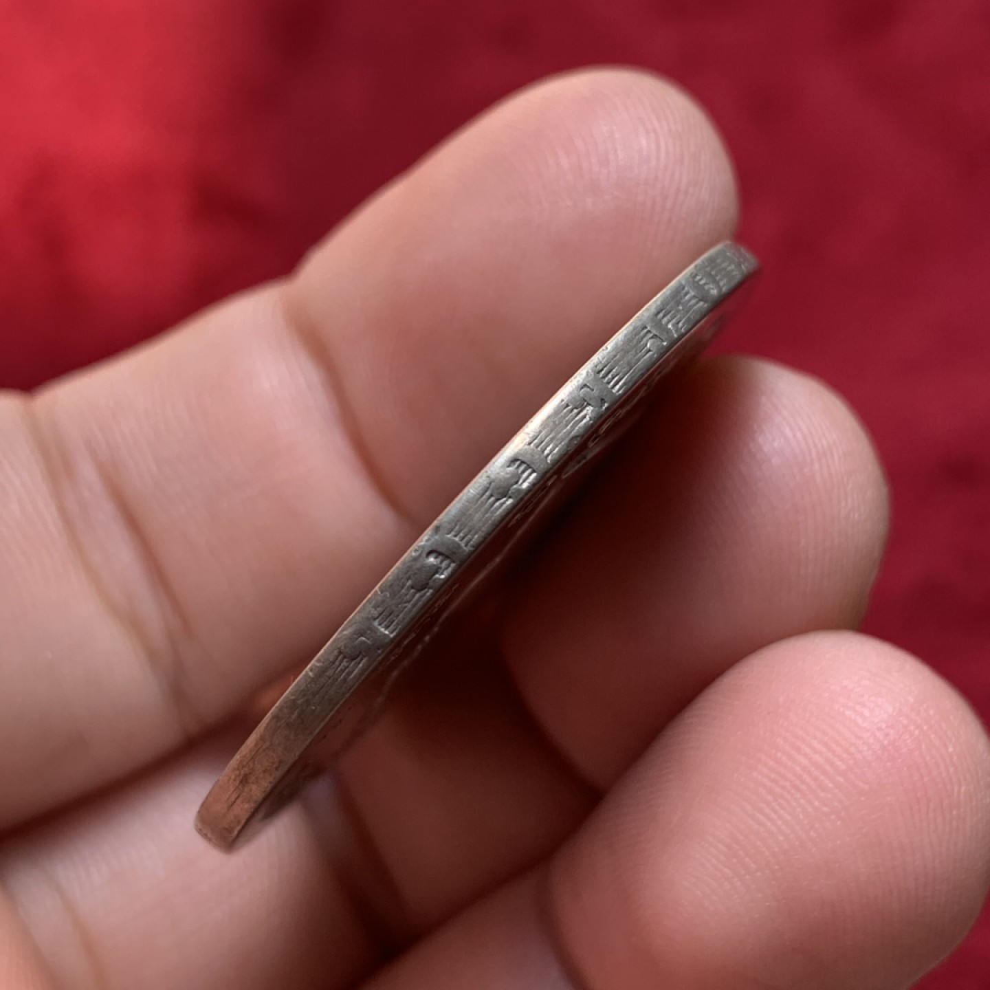 《竞宝斋》第95场-本周日，周一，周四，3场连拍（全场不限金额包邮） 法占意大利 1808 拿破仑一世5里拉银币 流通磨损一般品相 背后徽章还算清晰