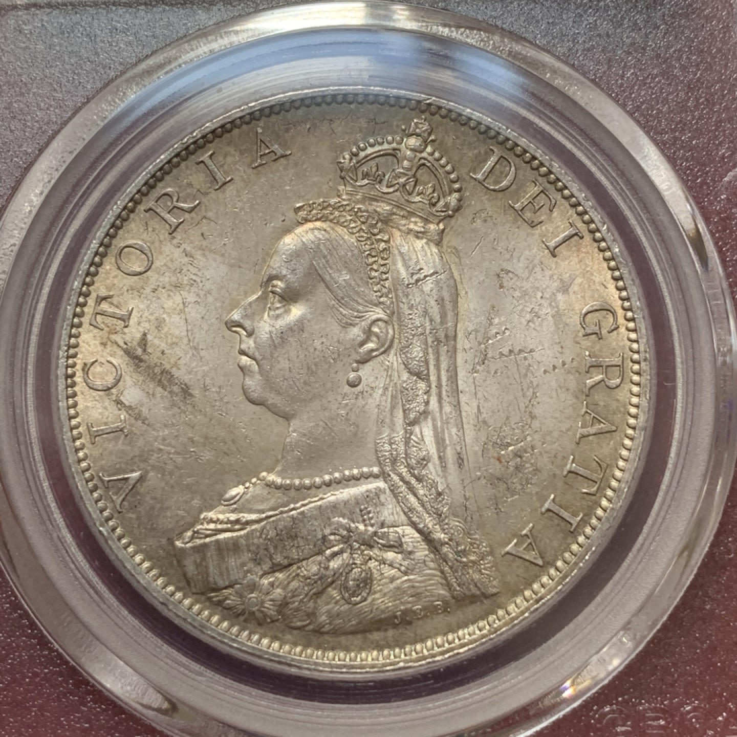 《竞宝斋》第95场-本周日，周一，周四，3场连拍（全场不限金额包邮） 公博评级 英国1887年高冠一套7枚 虽然是公博 整体状态都不错 个别符合MS气质  现代机制币的经典之作，一次收齐