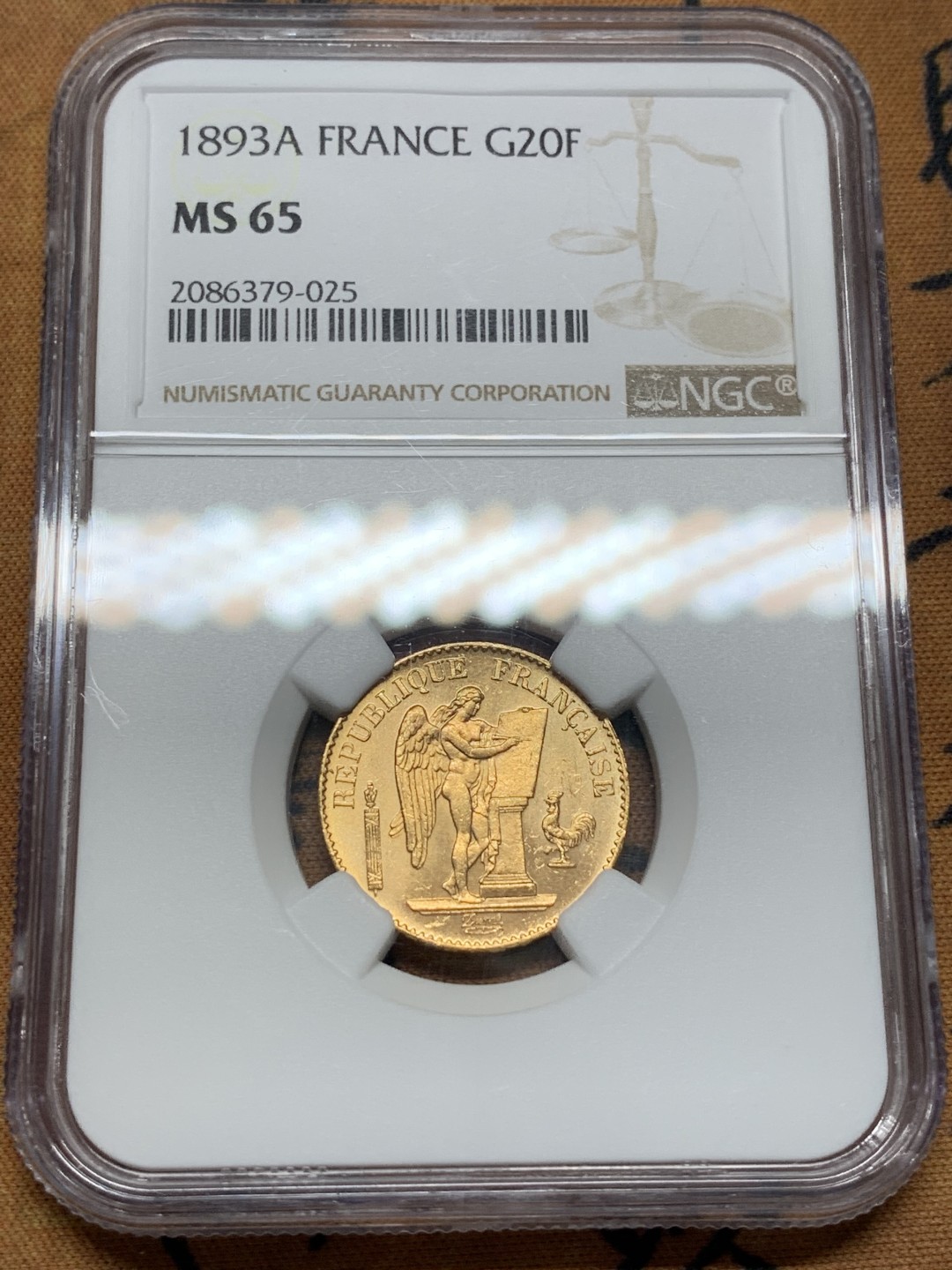 《竞宝斋》第95场-本周日，周一，周四，3场连拍（全场不限金额包邮） NGC-MS65,法国20法郎 天使金币，1893年稀少年份，车轮光高分好品相。