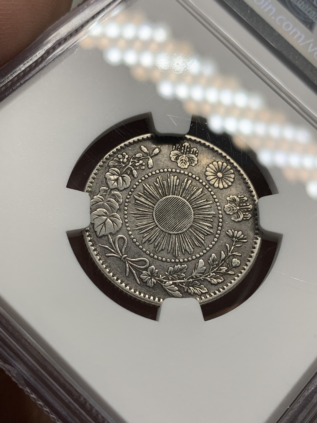 《竞宝斋》第95场-本周日，周一，周四，3场连拍（全场不限金额包邮） NGC-XF40 日本明治3年（1870年）20钱 银币 特年  原味包浆