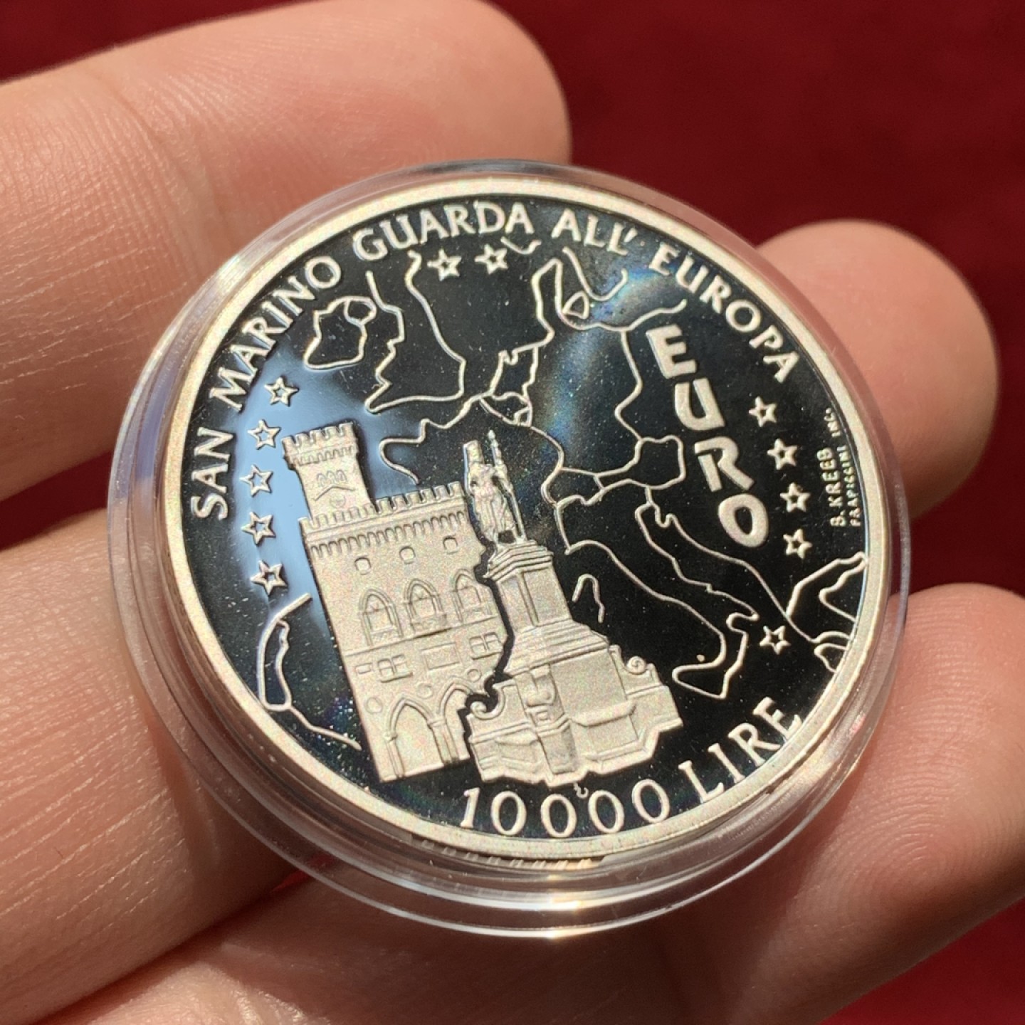 《竞宝斋》第95场-本周日，周一，周四，3场连拍（全场不限金额包邮） 原盒证书 圣马力诺1996年 纪念欧洲 10000里拉 精制大银币 22克 835银