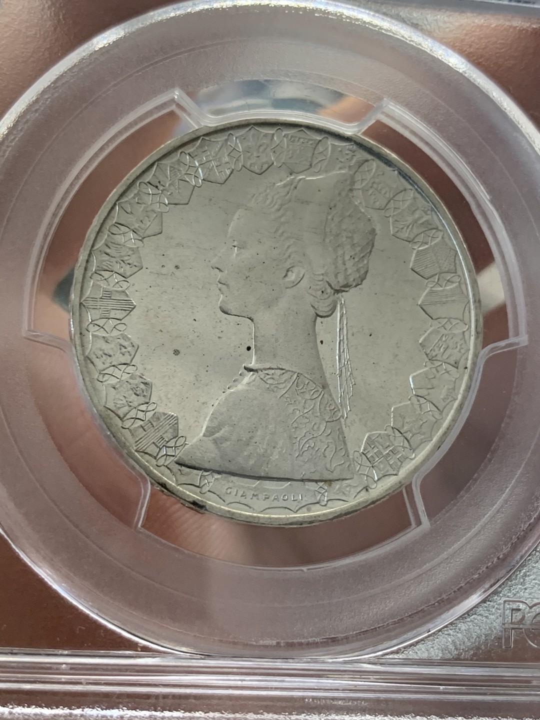 《竞宝斋》第95场-本周日，周一，周四，3场连拍（全场不限金额包邮） PCGS-MS 67  意大利 1970年 500里拉   评级亚军,MS能到67不容易，高点有cameo