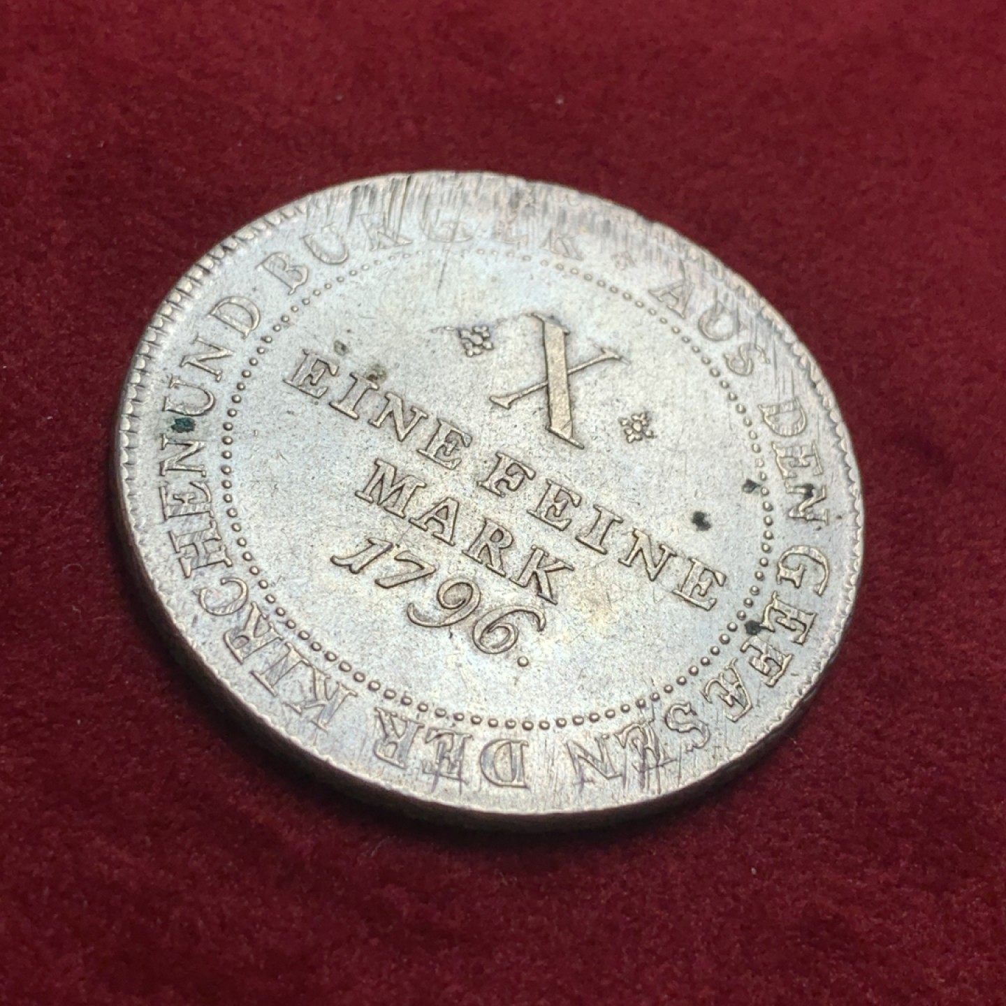 《竞宝斋》第95场-本周日，周一，周四，3场连拍（全场不限金额包邮） 德国 1796年 法兰克福 烧鸡大泰勒银币 28克