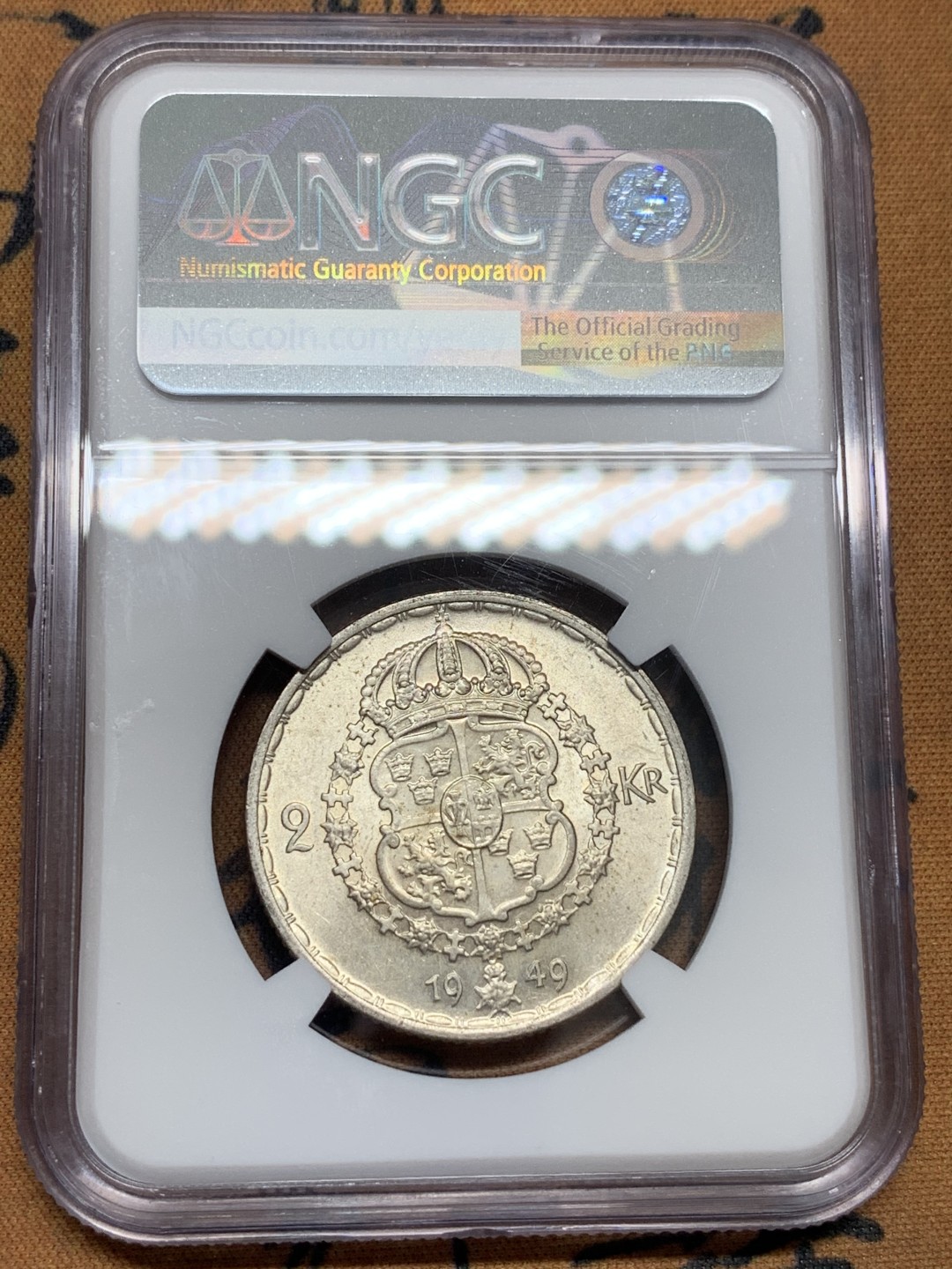 《竞宝斋》第95场-本周日，周一，周四，3场连拍（全场不限金额包邮） NGC-MS63 瑞典1949年 古斯塔夫五世 2克朗银币 原光 少见品种