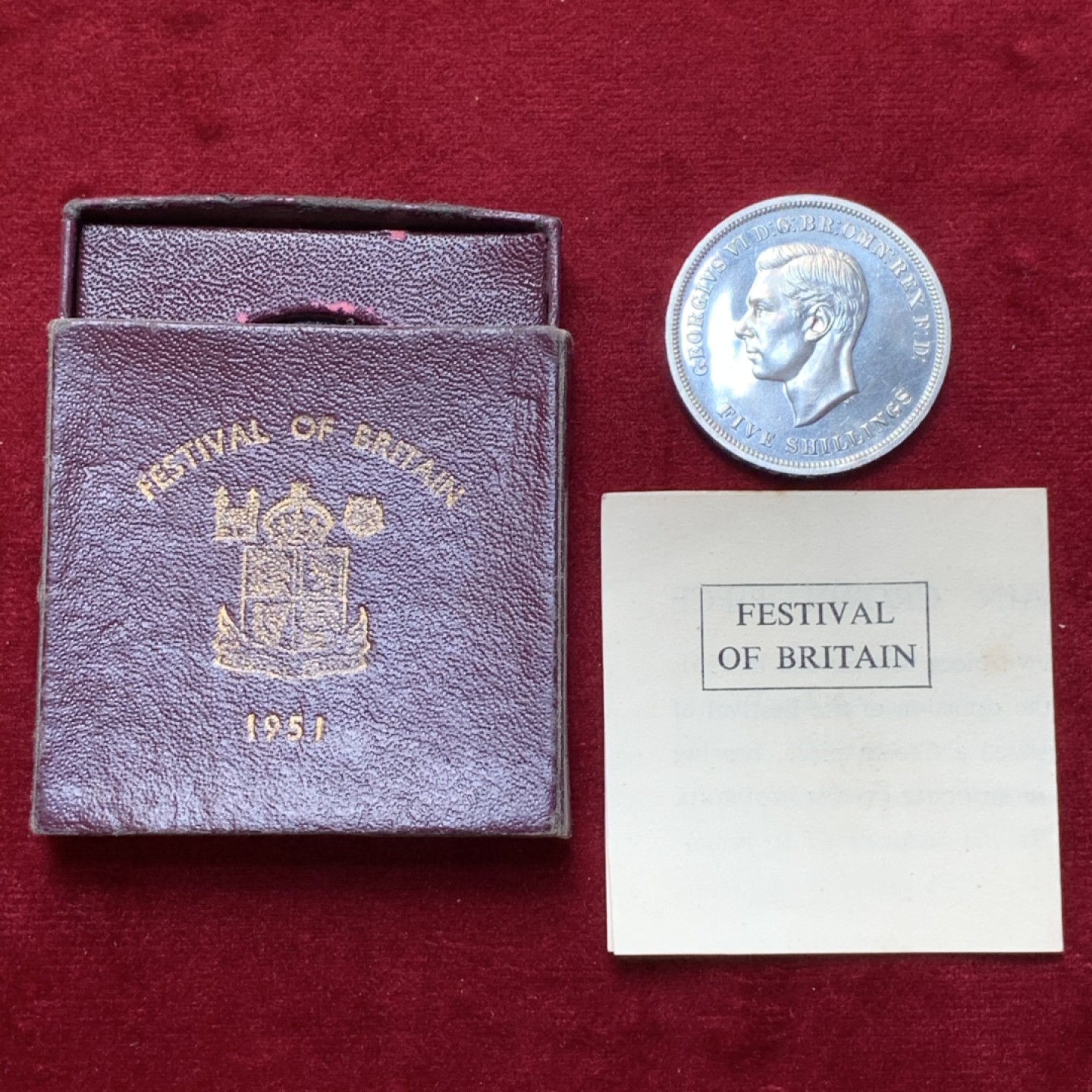 《竞宝斋》第95场-本周日，周一，周四，3场连拍（全场不限金额包邮） 英国 1951年 乔治六世  1克朗 原盒装 镍马剑