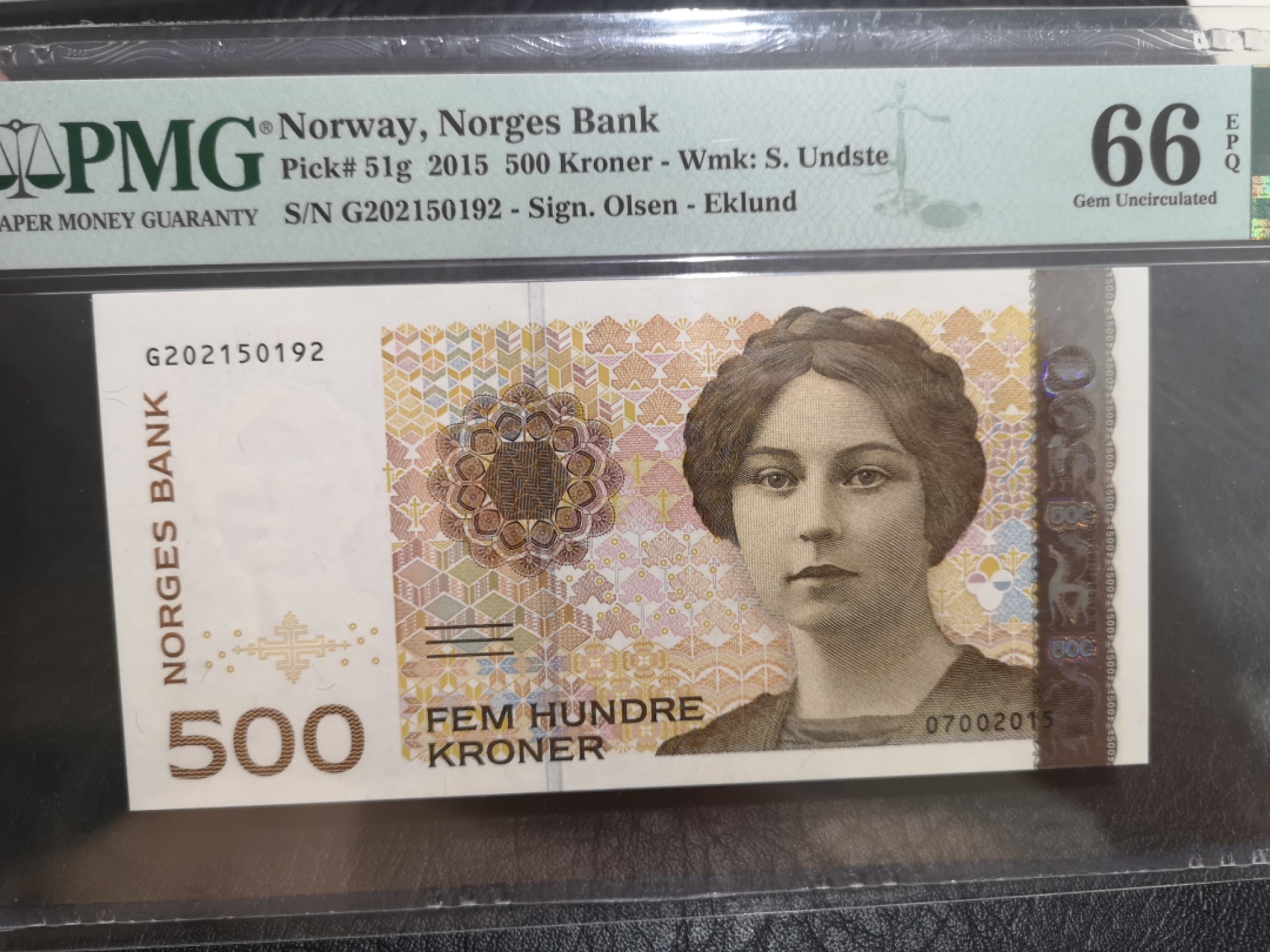 《外钞收藏家》第二百零三期 2015年挪威500克朗 PMG66 无47
