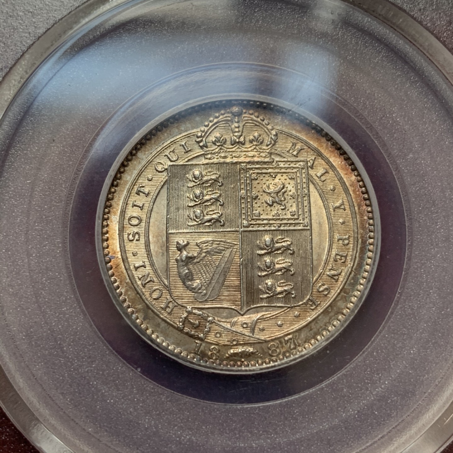 《竞宝斋》第95场-本周日，周一，周四，3场连拍（全场不限金额包邮） 公博评级 英国1887年高冠一套7枚 虽然是公博 整体状态都不错 个别符合MS气质  现代机制币的经典之作，一次收齐