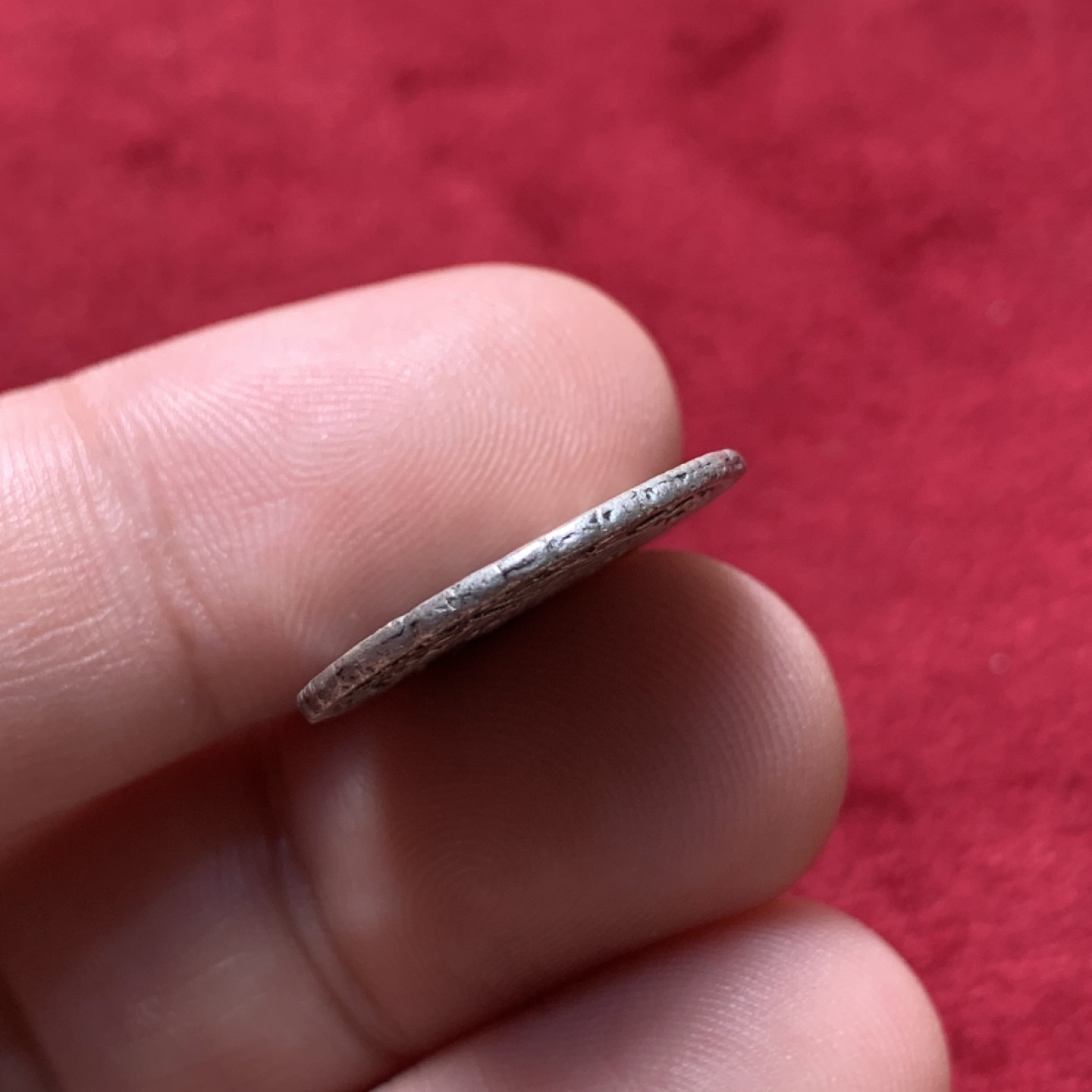 《竞宝斋》第95场-本周日，周一，周四，3场连拍（全场不限金额包邮） 1735年西属墨西哥菲利普五世1里亚尔银币 全深打细节好品 带光 书价高