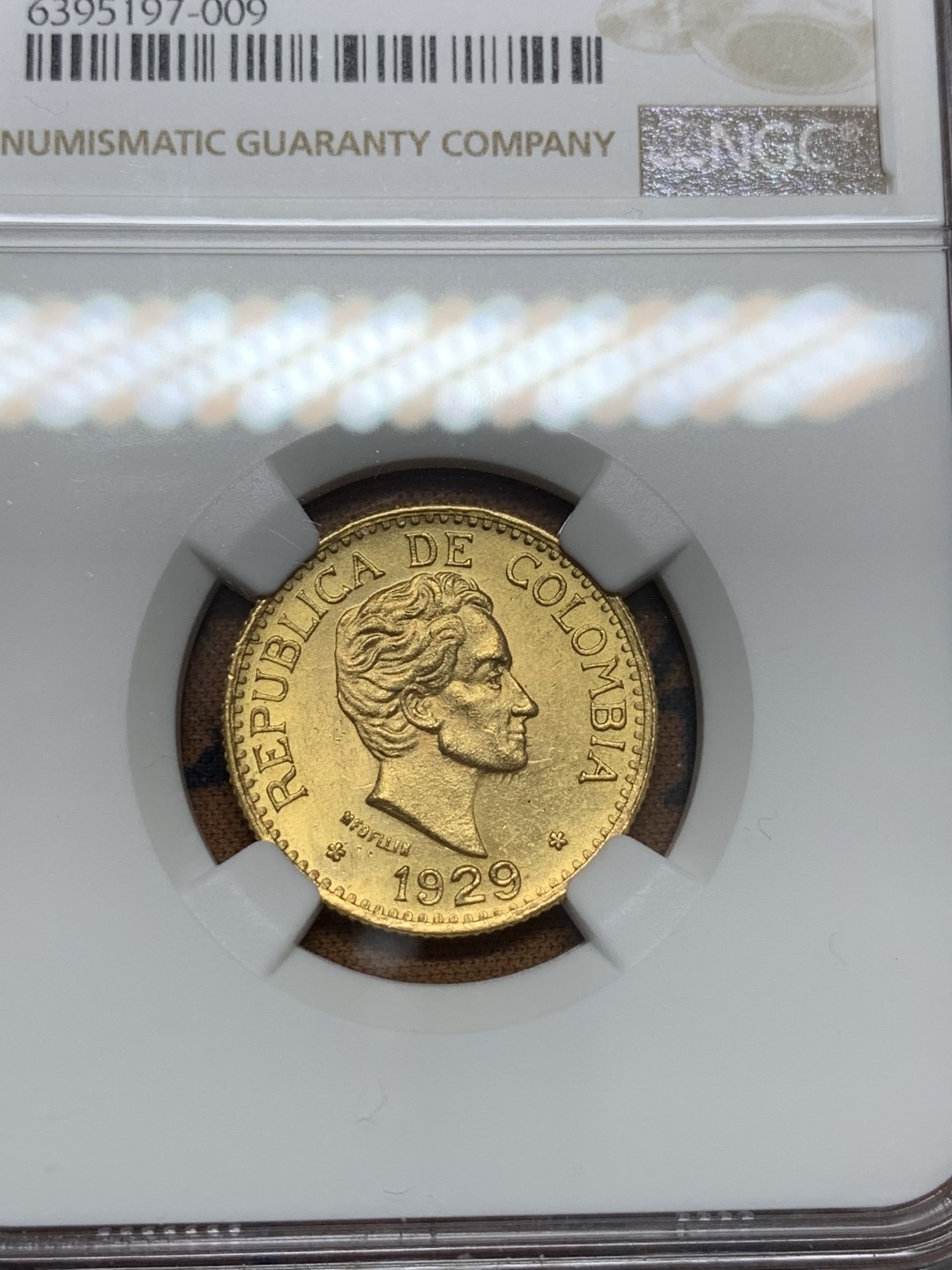 《竞宝斋》第95场-本周日，周一，周四，3场连拍（全场不限金额包邮） NGC-MS64 哥伦比亚 1929年 西蒙波利瓦 5比索金币 南美系品种暴涨