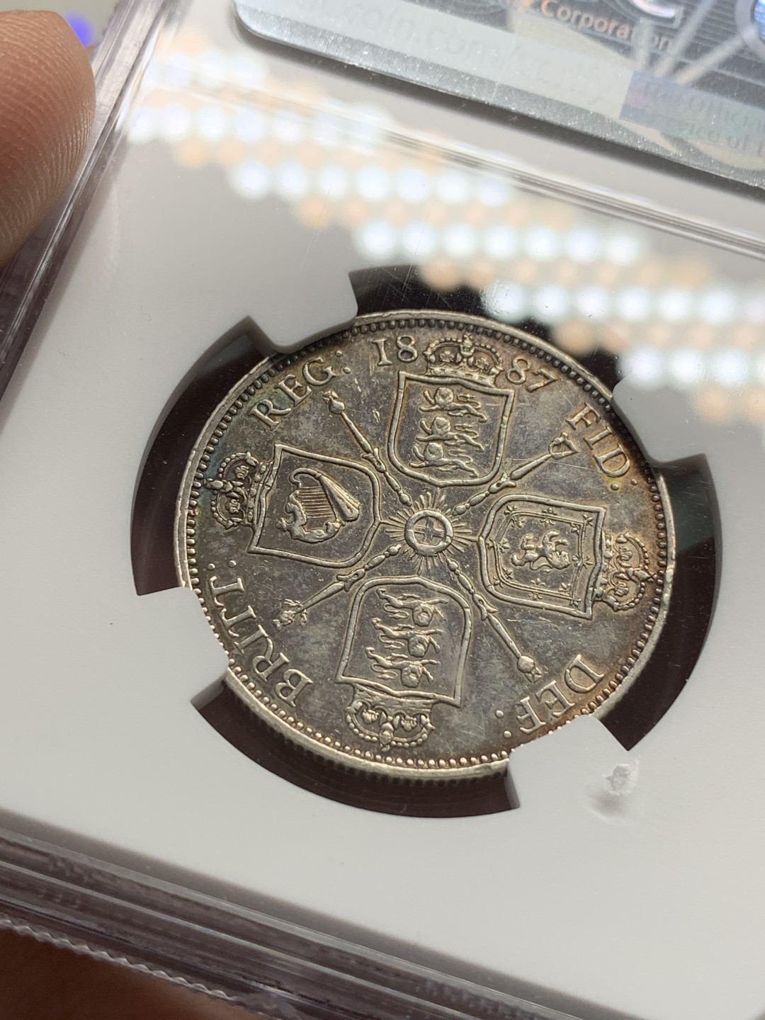 《竞宝斋》第95场-本周日，周一，周四，3场连拍（全场不限金额包邮） NGC-AUD 英国维多利亚 1887年2先令 银币  细节如图