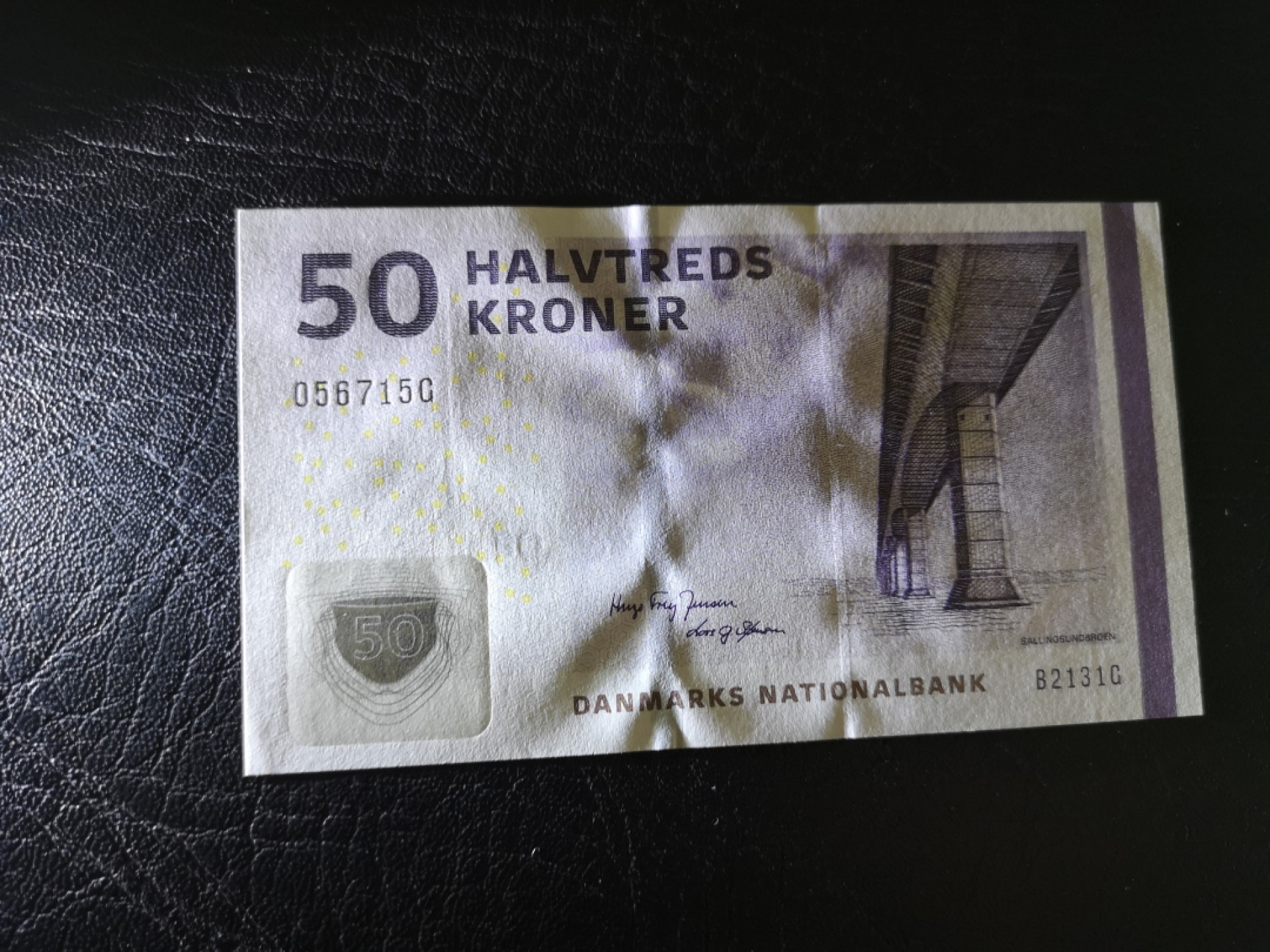 《外钞收藏家》第二百零三期 2009年丹麦桥版50克朗 全新UNC