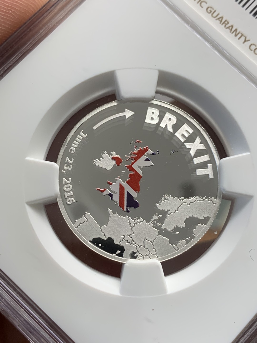 《竞宝斋》第95场-本周日，周一，周四，3场连拍（全场不限金额包邮） NGC-PF69UC 2016年库克群岛$1英国脱欧纪念彩色精制银币（发行量仅2016枚）