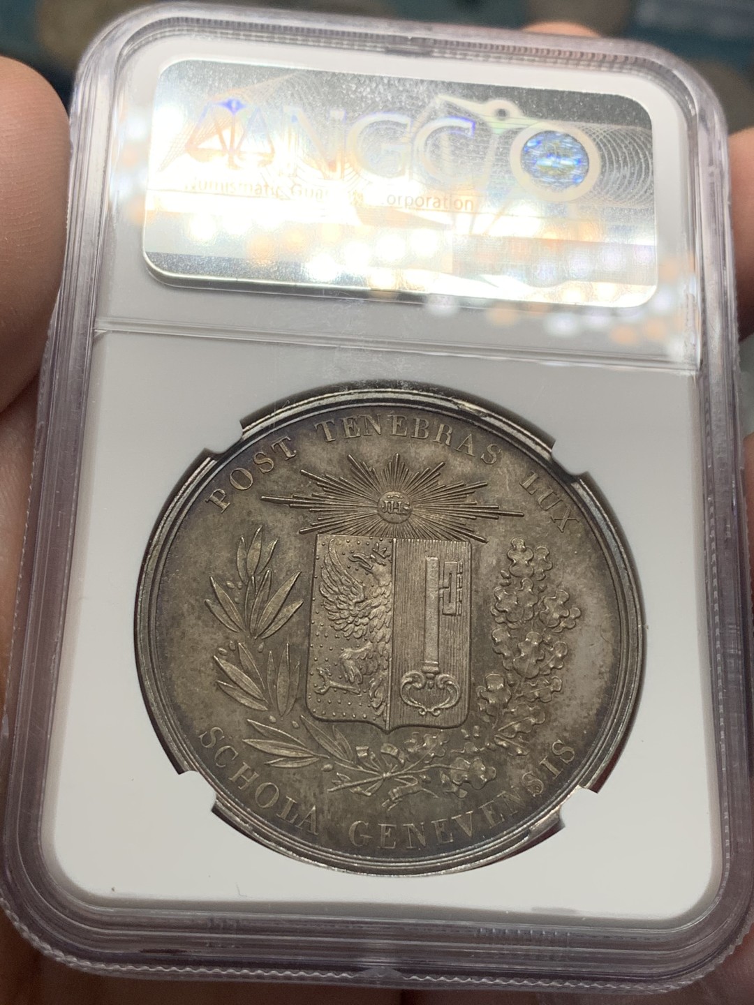 《竞宝斋》第95场-本周日，周一，周四，3场连拍（全场不限金额包邮） NGC-MS62 瑞士1850音乐学院银章 深彩包浆 刻画细腻