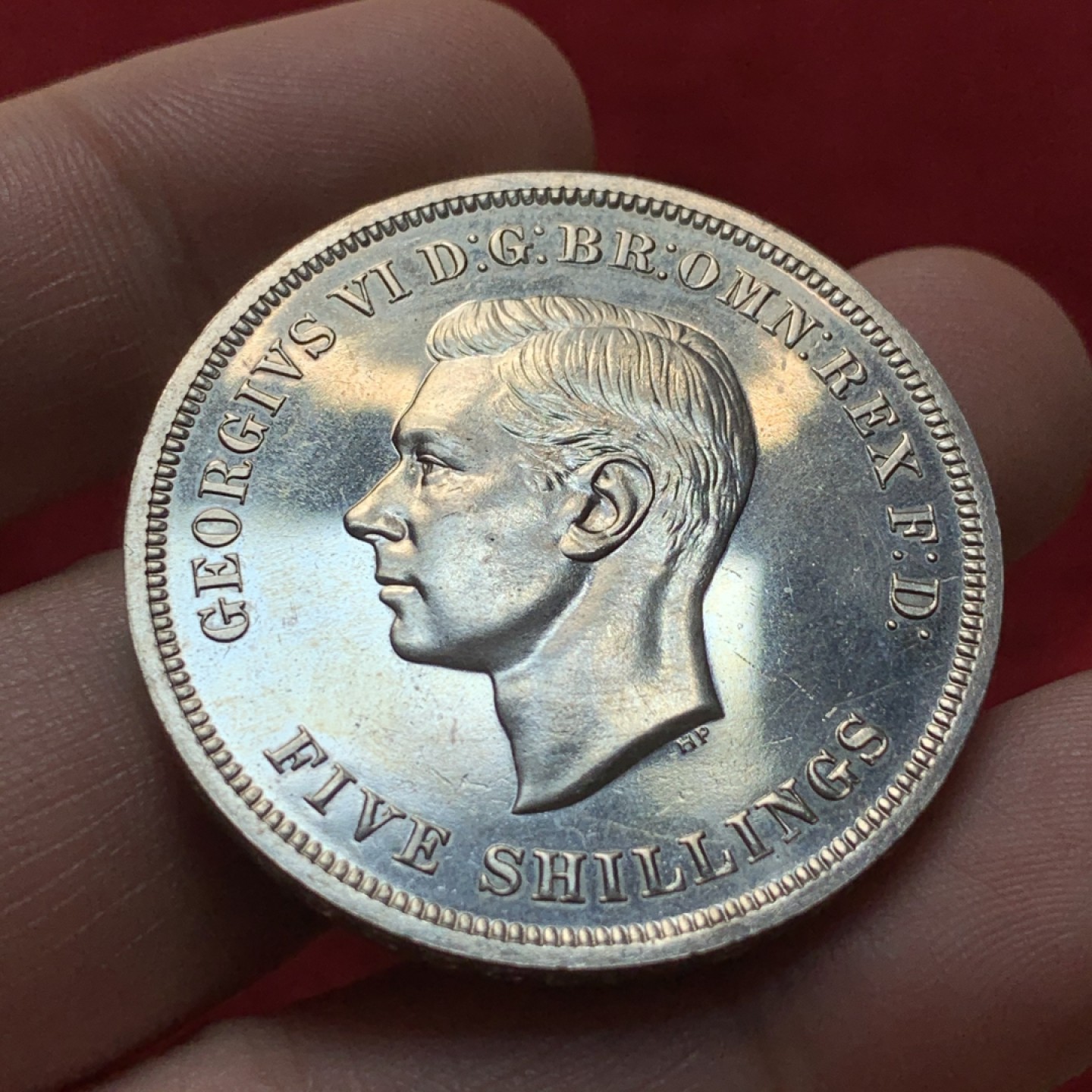《竞宝斋》第95场-本周日，周一，周四，3场连拍（全场不限金额包邮） 英国 1951年 乔治六世  1克朗 原盒装 镍马剑