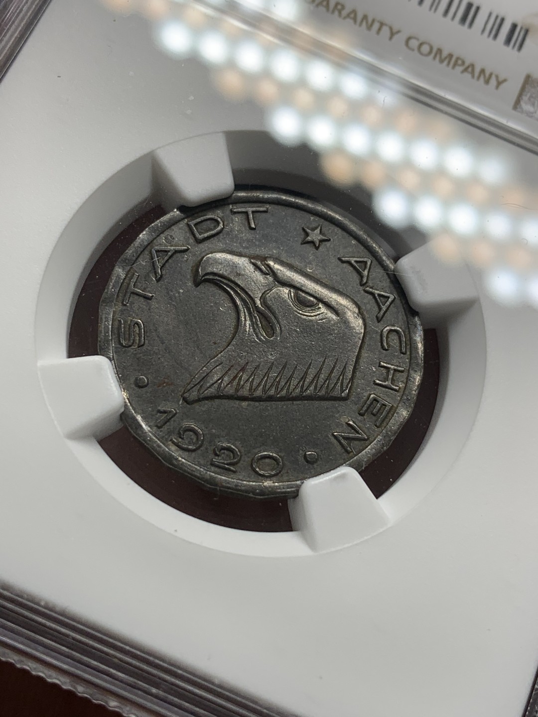 《竞宝斋》第95场-本周日，周一，周四，3场连拍（全场不限金额包邮） NGC-MS62 德国德紧亚琛1920年鹰头50芬尼铁币 经典设计名誉品 状态一流 入骨黑包浆 亚琛是德意志前身查理曼帝国的首都